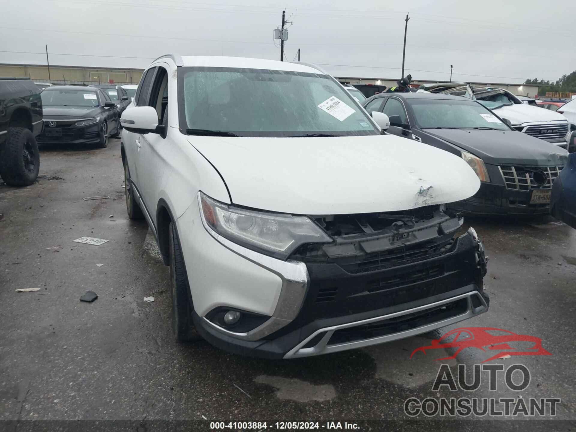 MITSUBISHI OUTLANDER 2019 - JA4AD3A36KZ018904