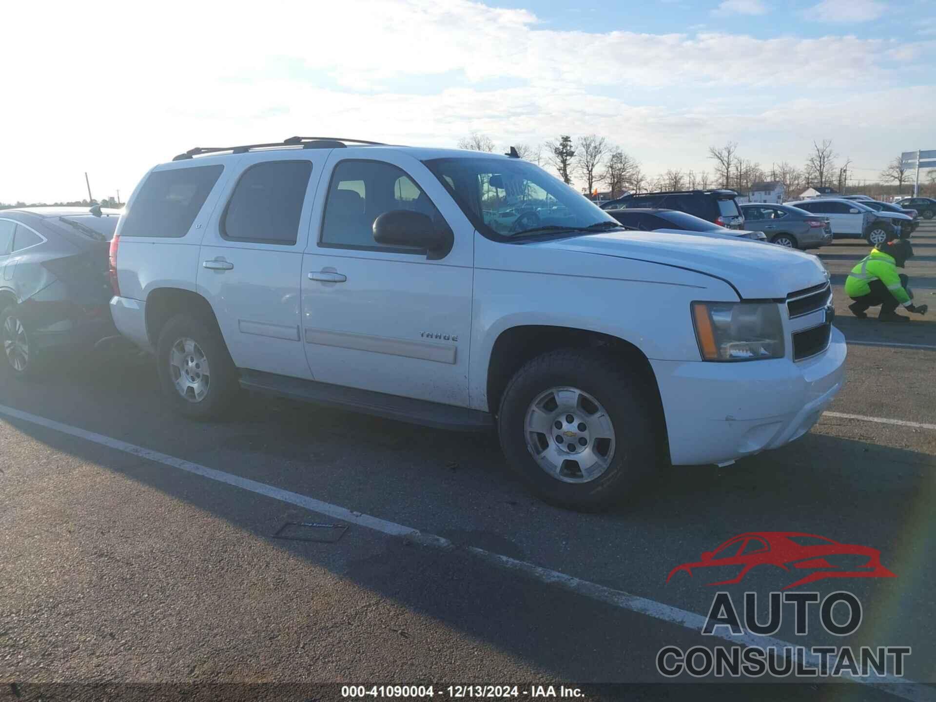 CHEVROLET TAHOE 2010 - 1GNUKBE01AR120491