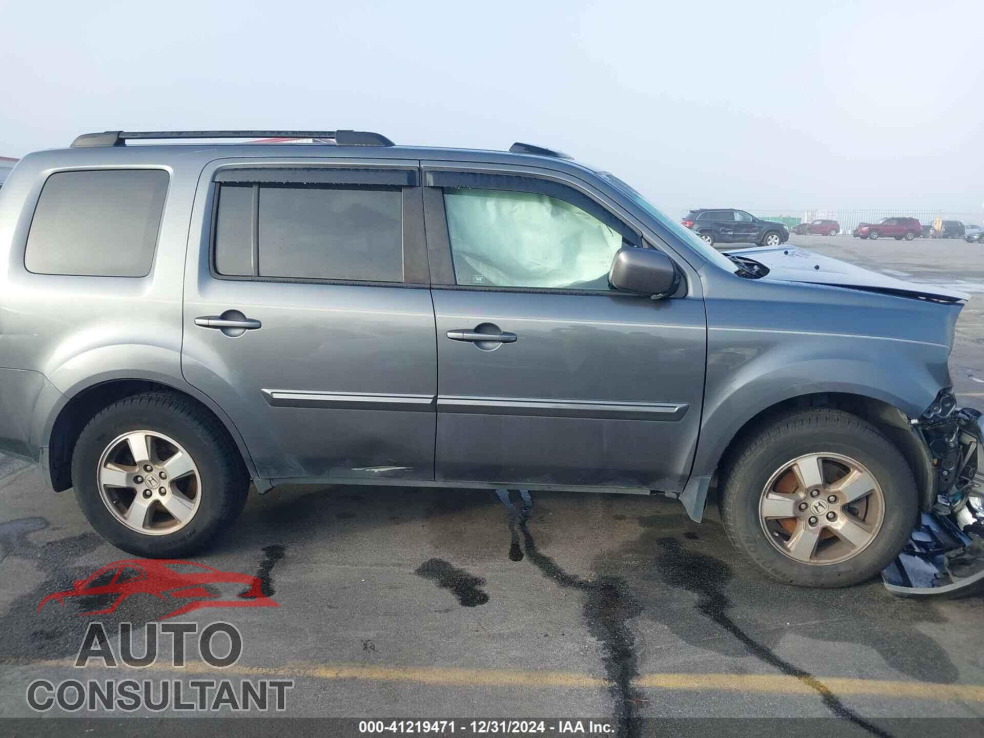 HONDA PILOT 2011 - 5FNYF3H65BB051879