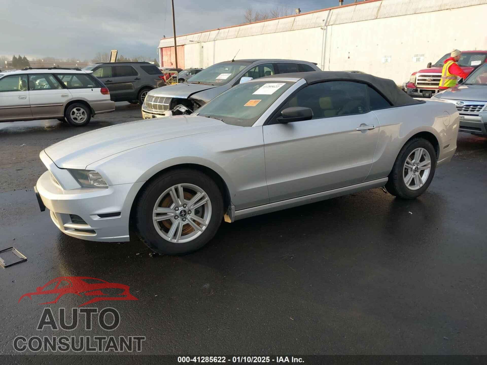 FORD MUSTANG 2014 - 1ZVBP8EM4E5234101