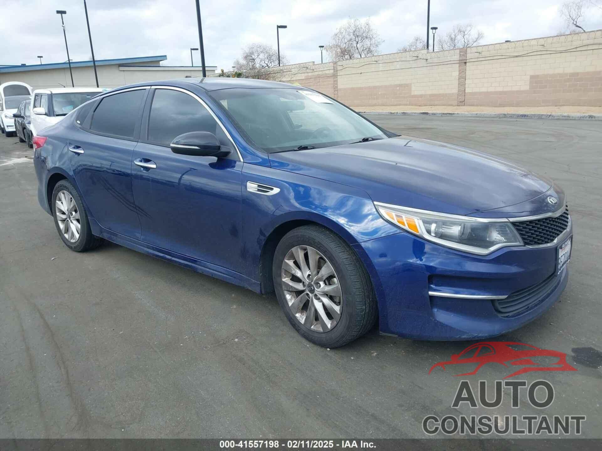 KIA OPTIMA 2018 - 5XXGT4L35JG270196