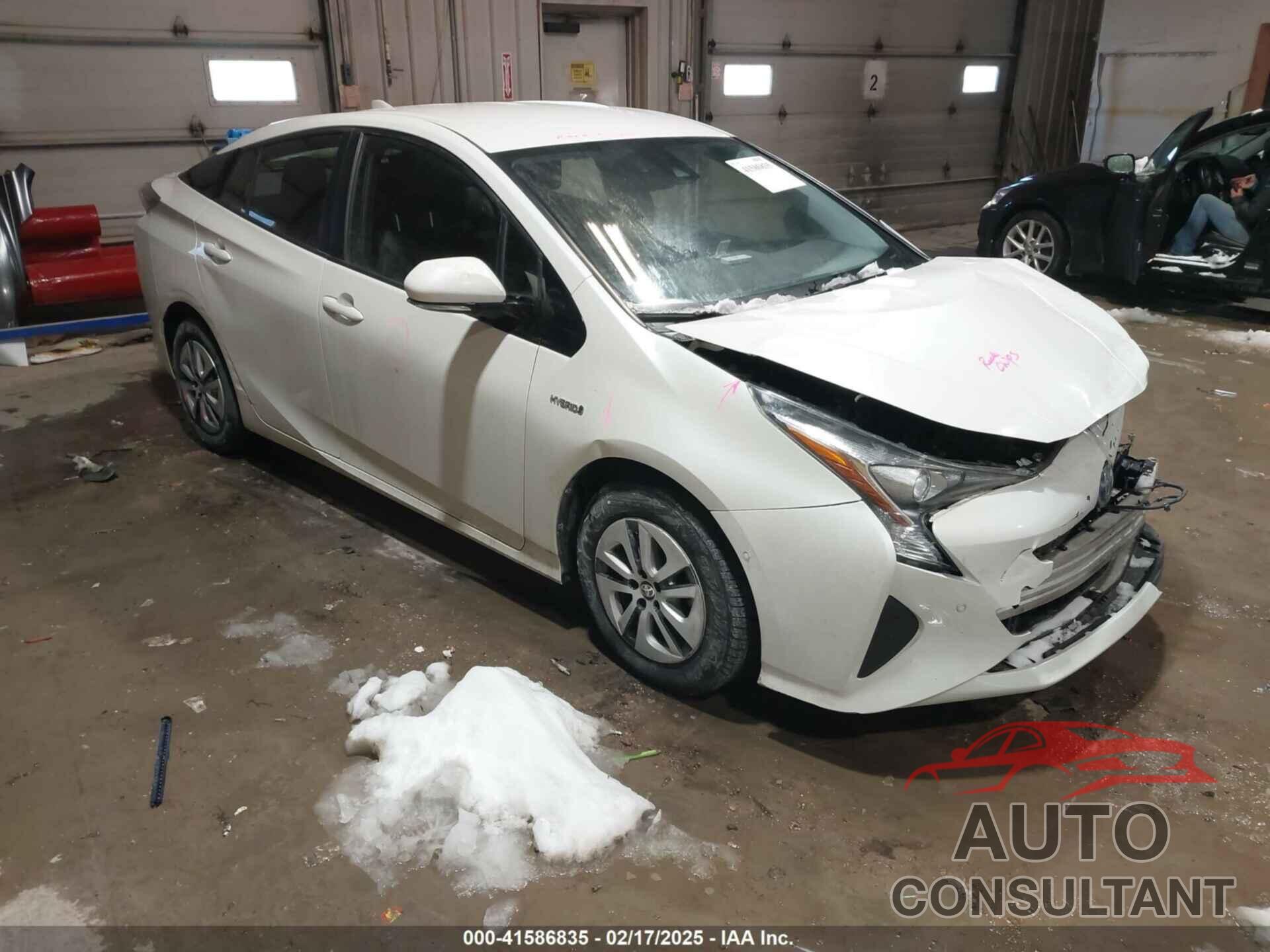 TOYOTA PRIUS 2018 - JTDKBRFU9J3072879