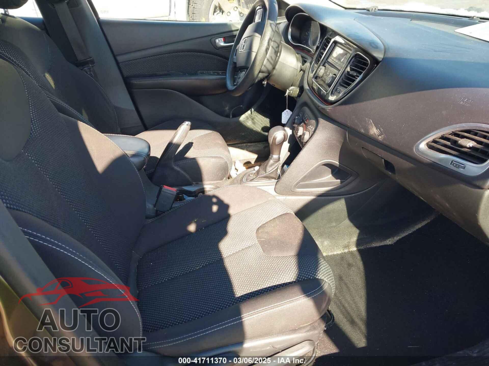 DODGE DART 2015 - 1C3CDFBB4FD369534