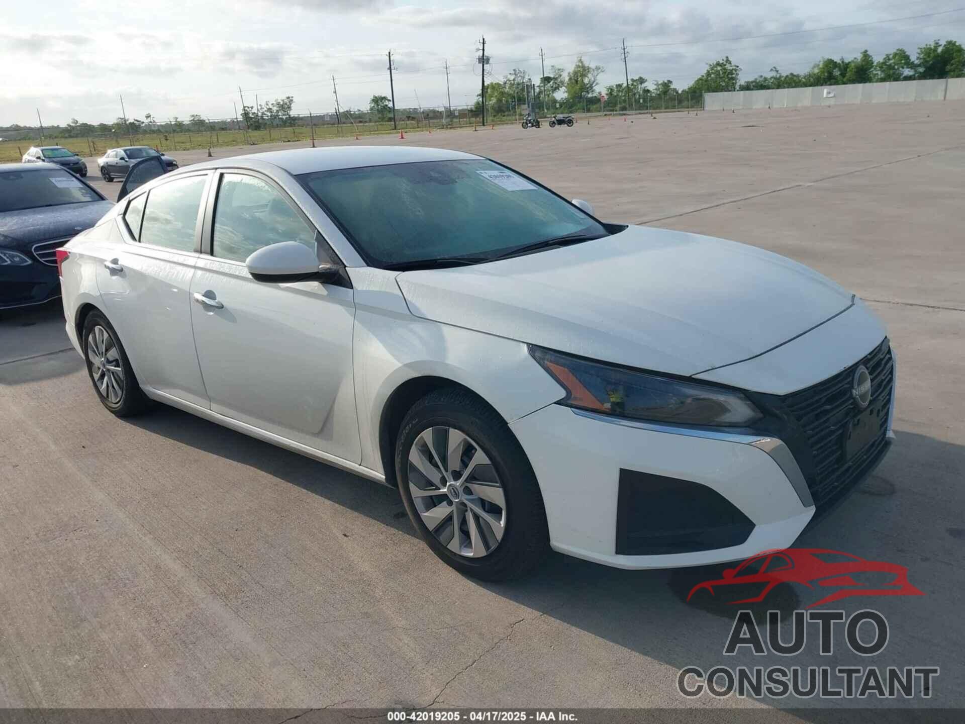 NISSAN ALTIMA 2023 - 1N4BL4BV0PN344432