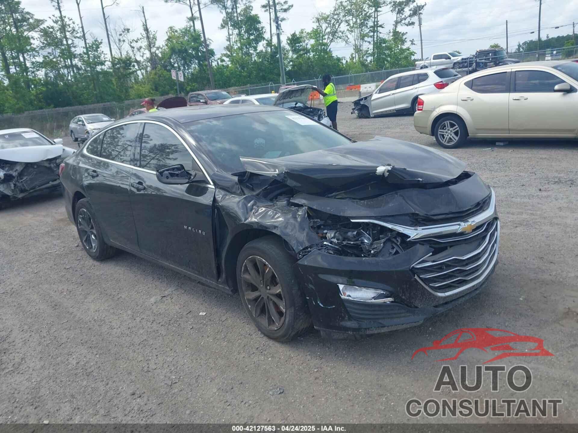 CHEVROLET MALIBU 2020 - 1G1ZD5ST0LF026155