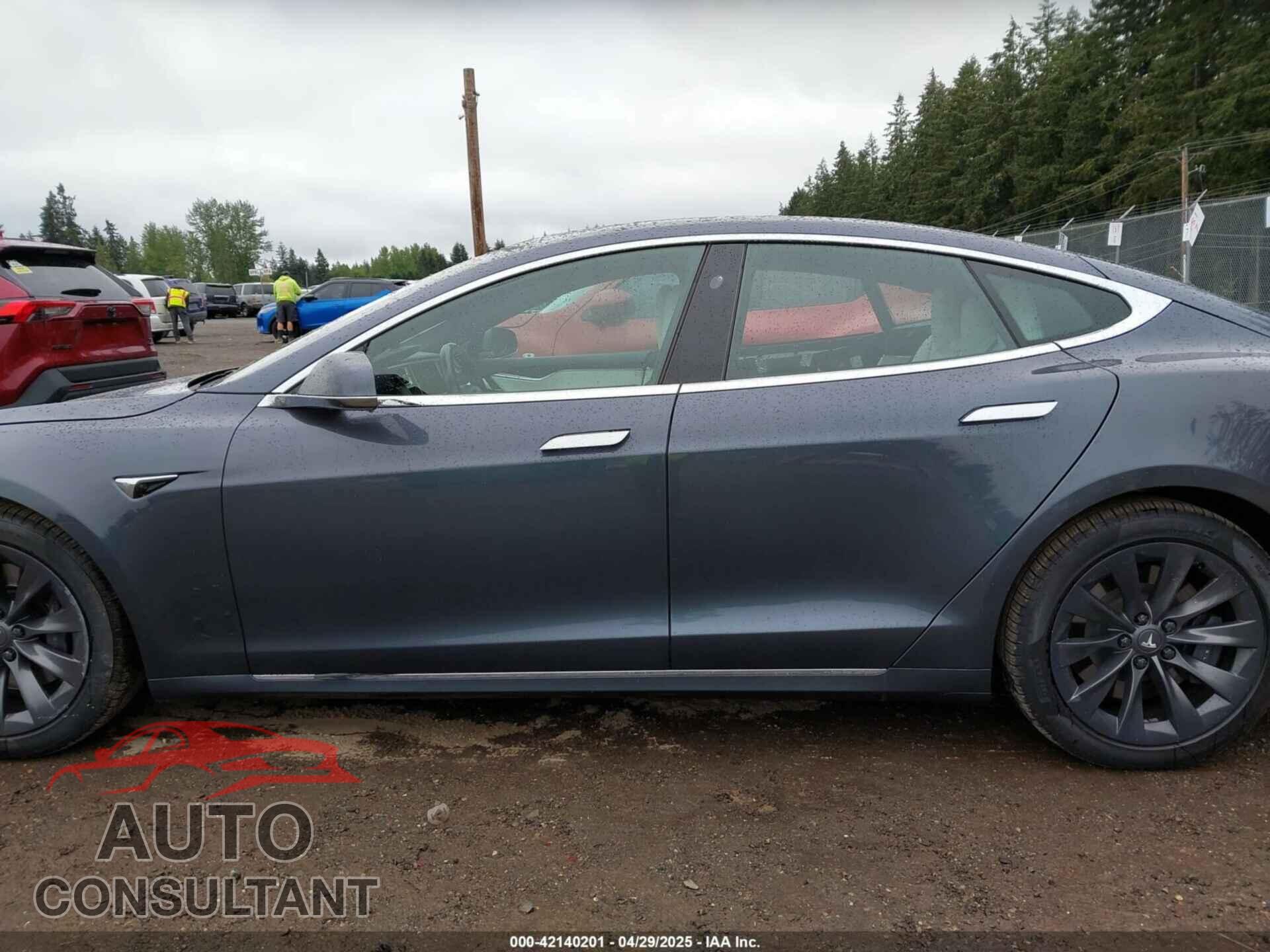 TESLA MODEL S 2017 - 5YJSA1E26HF224568
