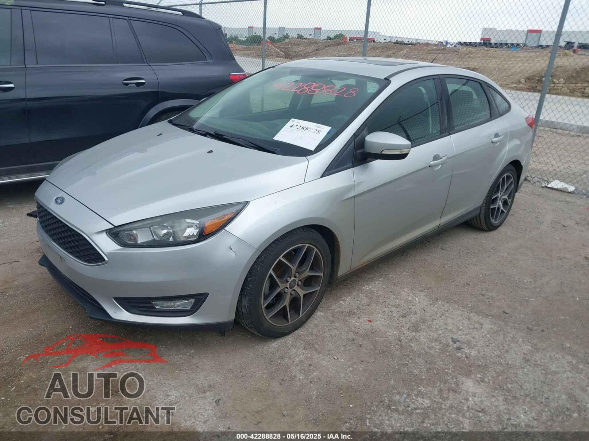 FORD FOCUS 2017 - 1FADP3H25HL344217