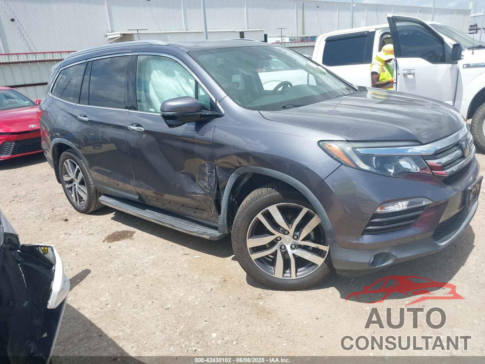 HONDA PILOT 2017 - 5FNYF5H94HB009511
