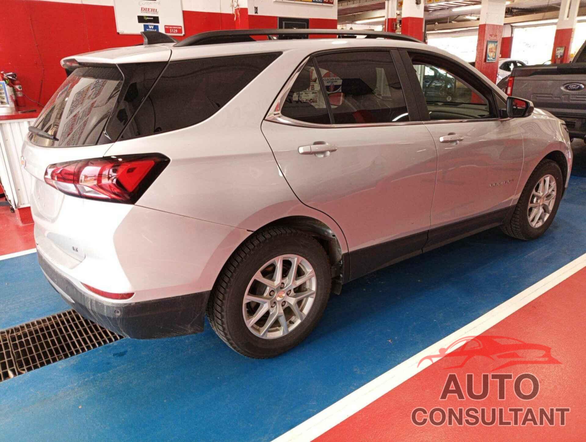 CHEVROLET EQUINOX 2022 - 3GNAXKEV5NL263277