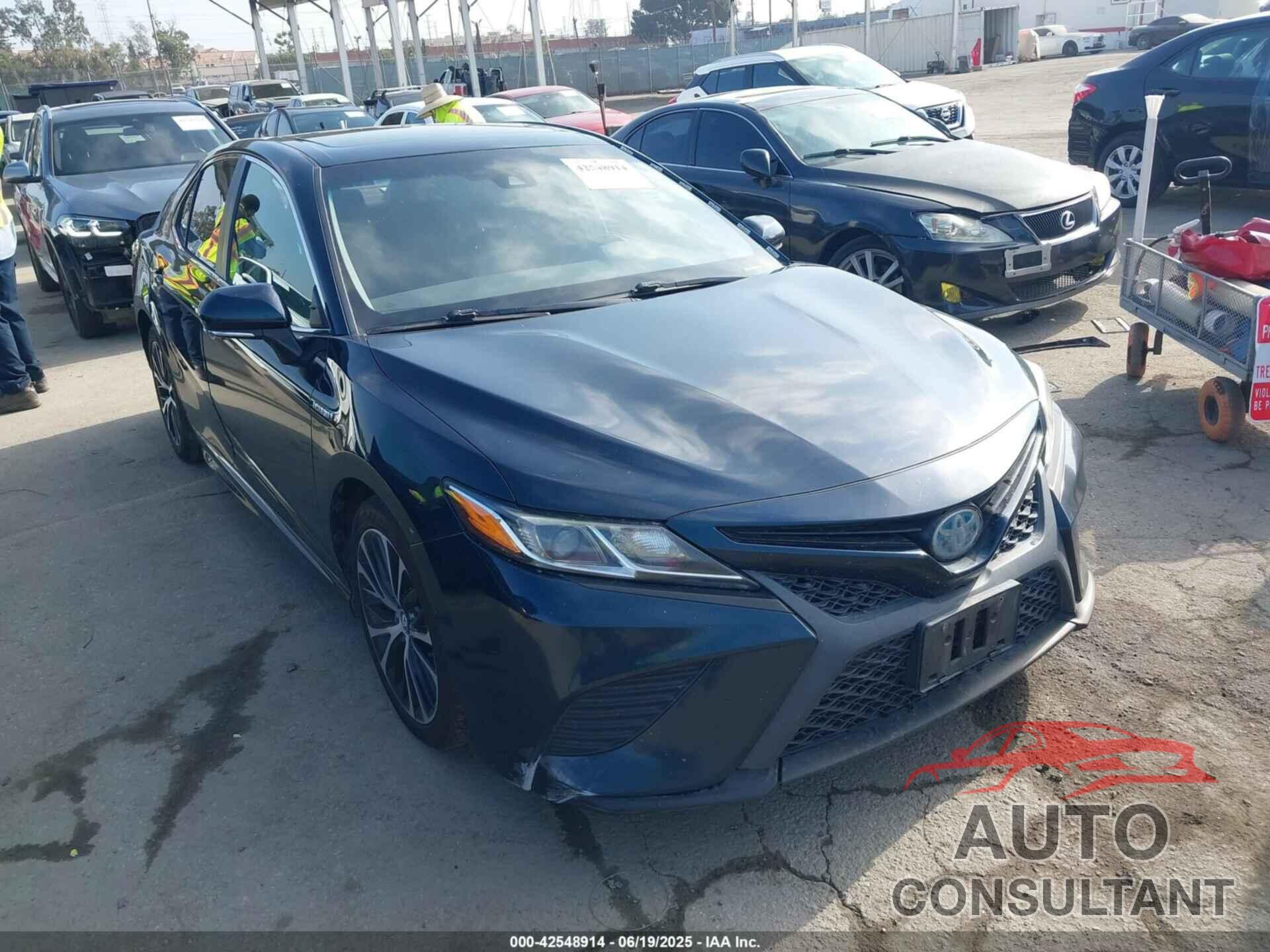 TOYOTA CAMRY HYBRID 2018 - 4T1B21HK2JU505672