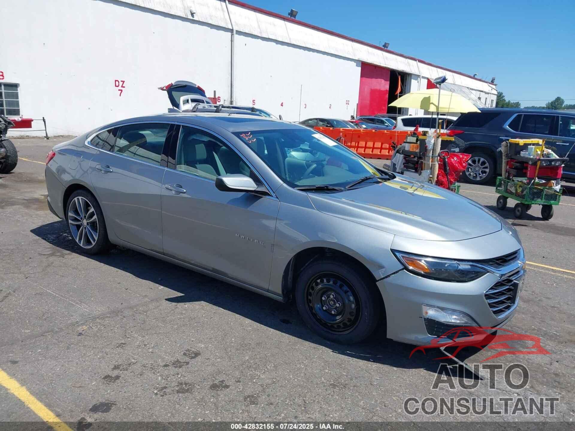 CHEVROLET MALIBU 2023 - 1G1ZD5ST9PF229146