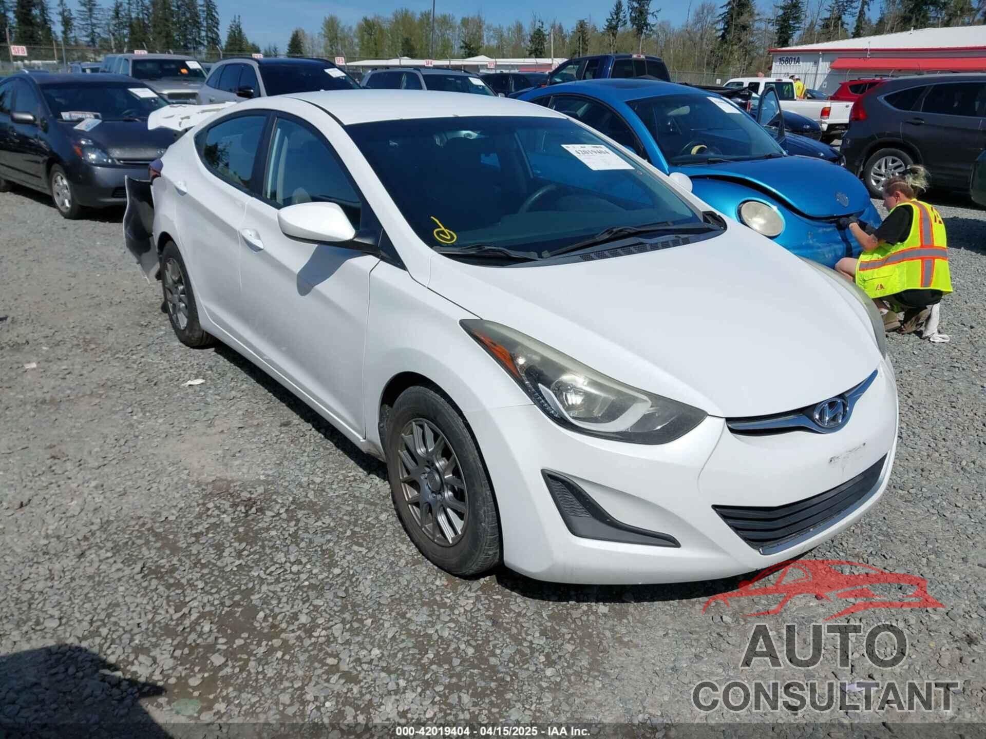 HYUNDAI ELANTRA 2016 - 5NPDH4AE6GH674937
