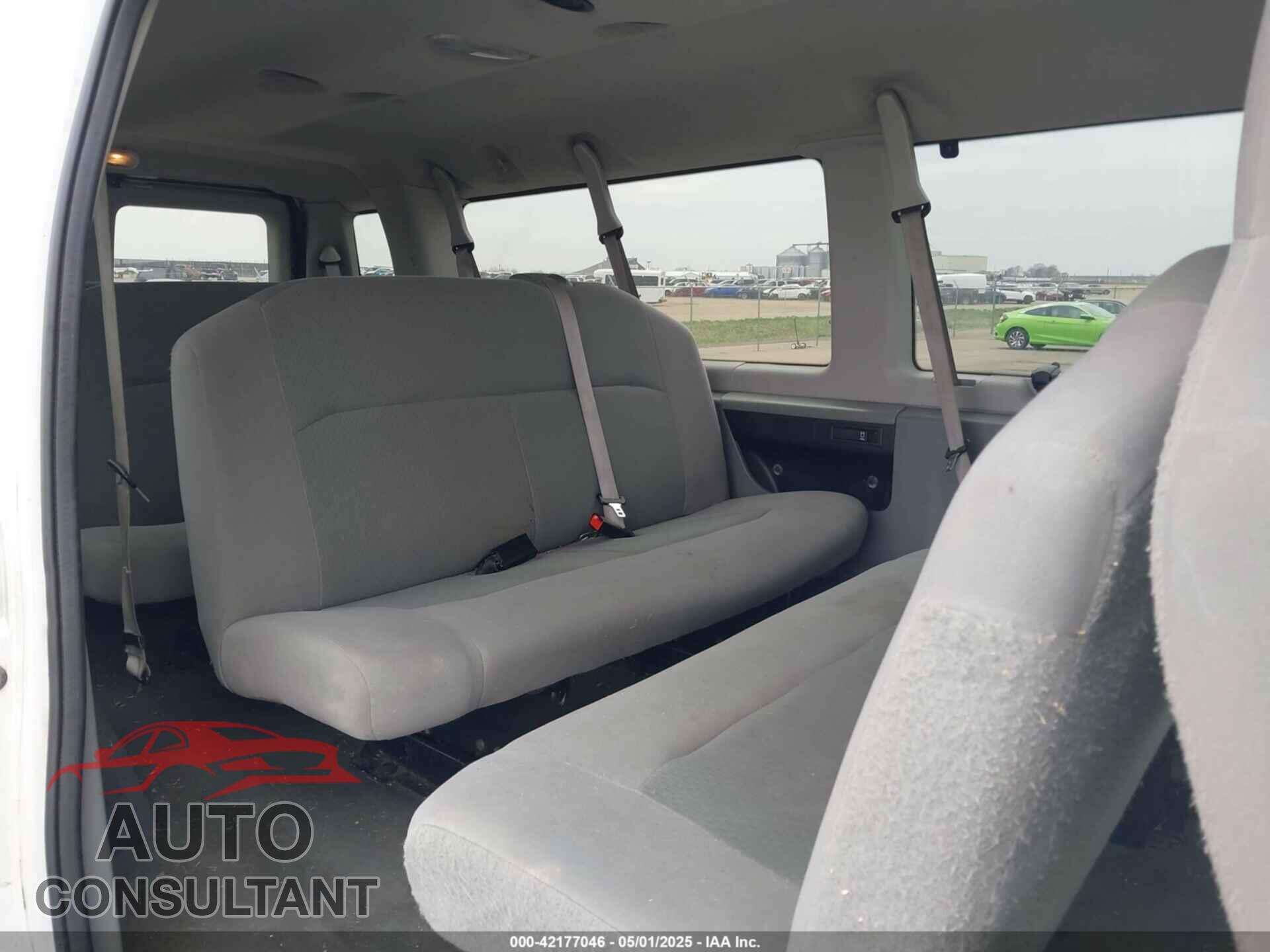 FORD E-350 SUPER DUTY 2010 - 1FBSS3BL1ADA74036