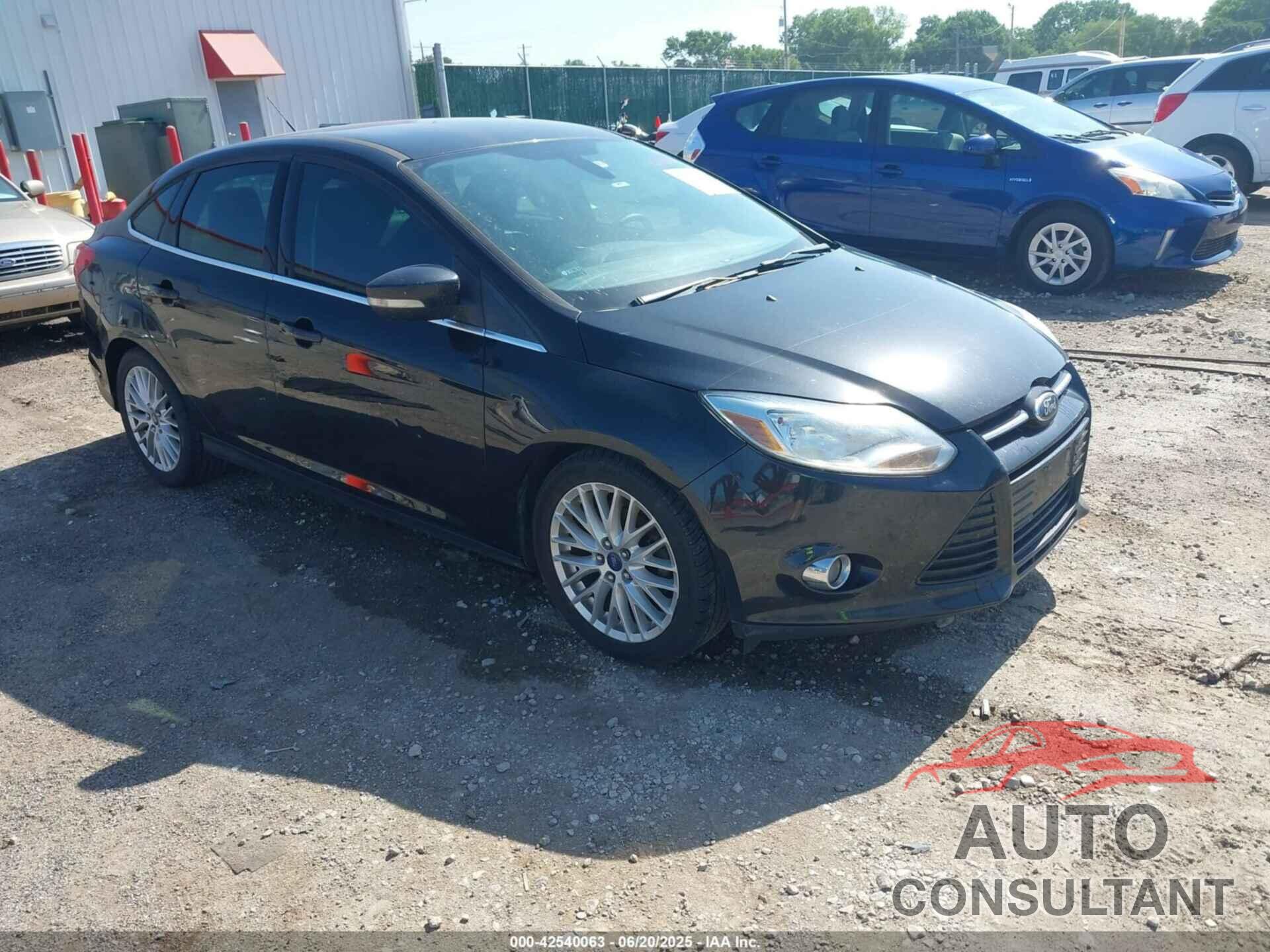 FORD FOCUS 2012 - 1FAHP3H28CL467746