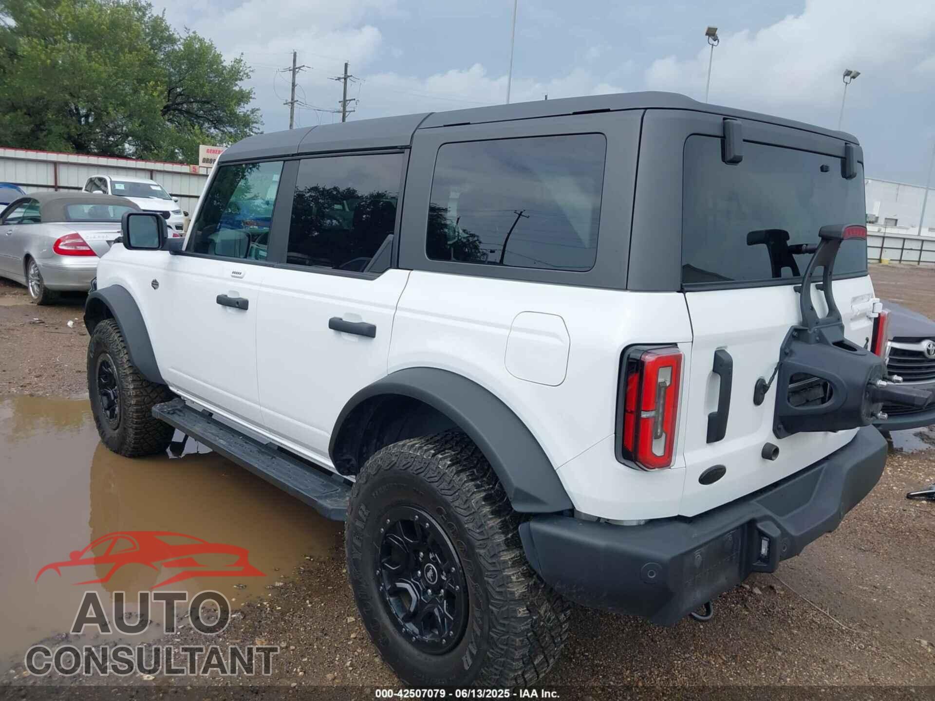 FORD BRONCO 2023 - 1FMEE5DP2PLB16493