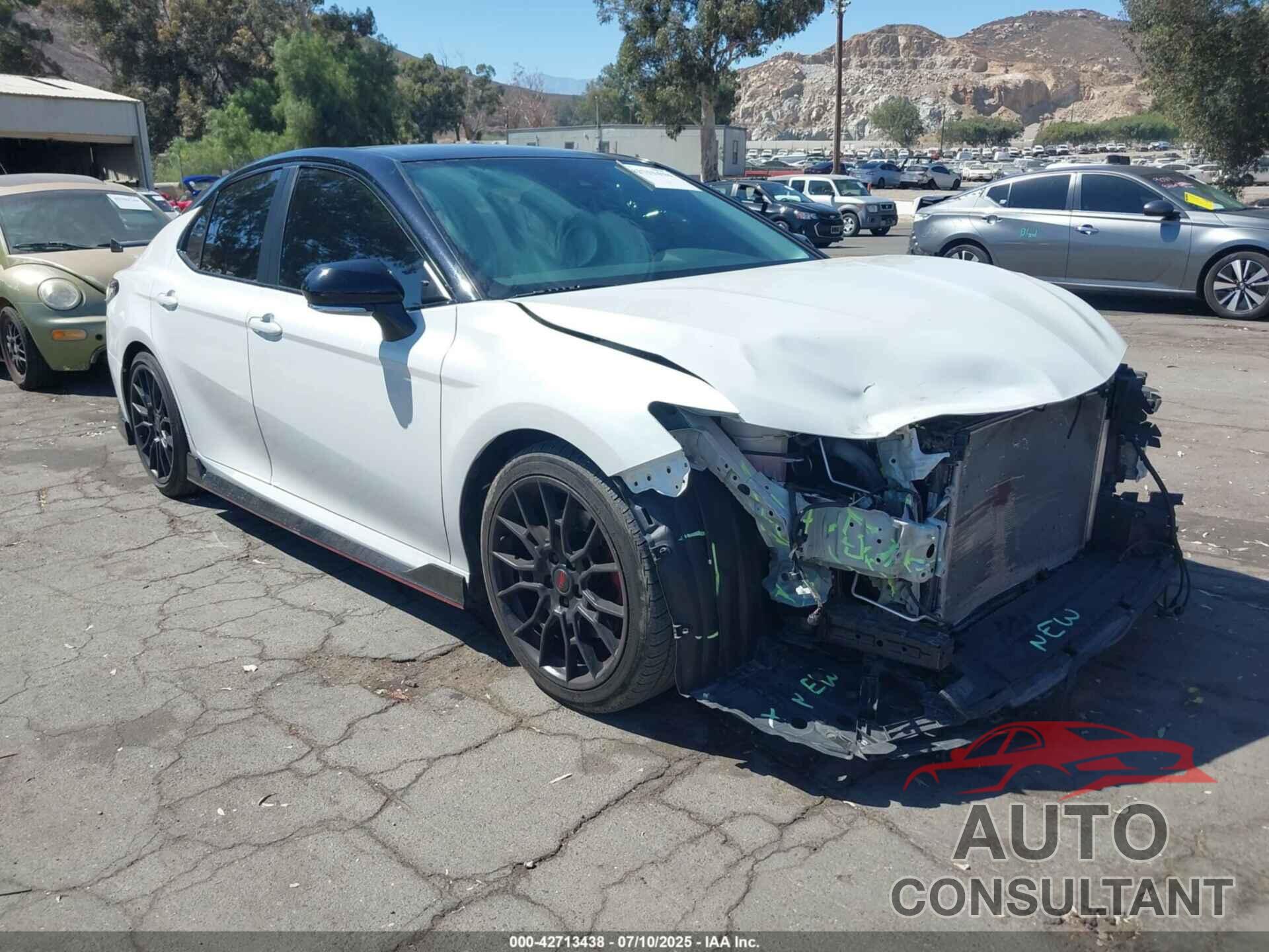 TOYOTA CAMRY 2021 - 4T1KZ1AK3MU049885