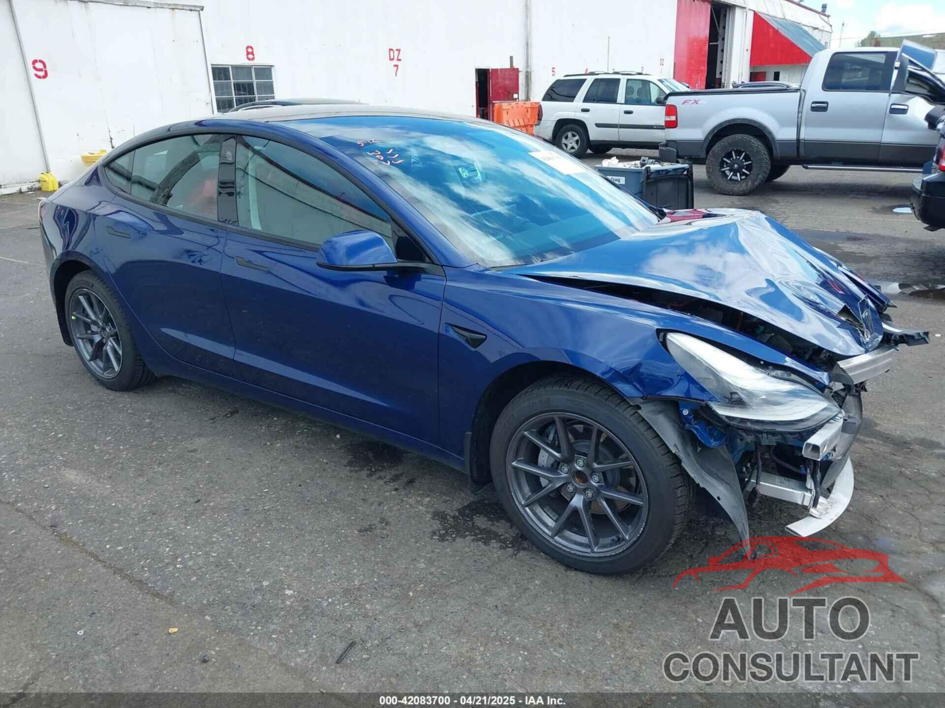 TESLA MODEL 3 2021 - 5YJ3E1EA1MF094693