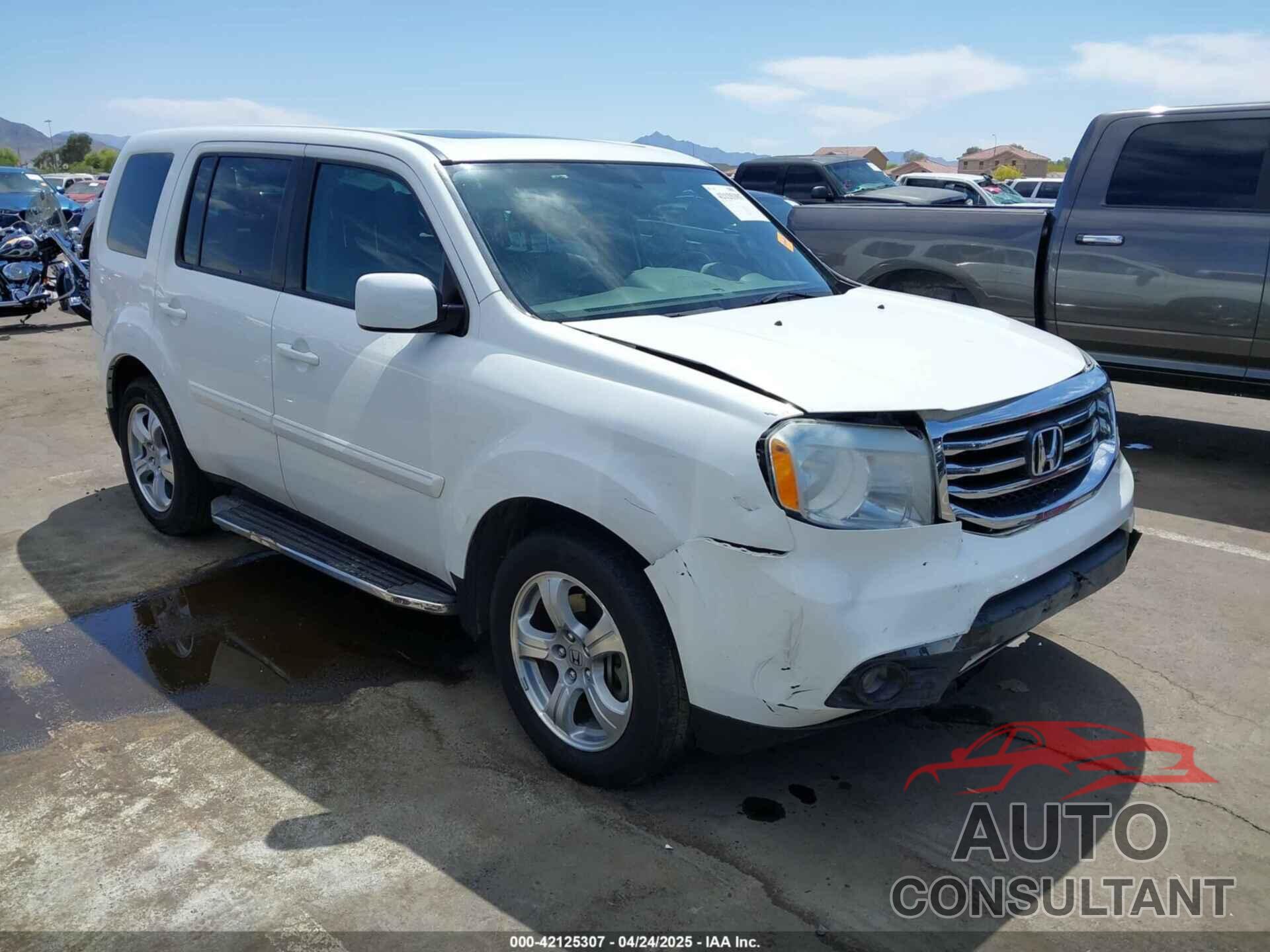 HONDA PILOT 2015 - 5FNYF3H53FB019848