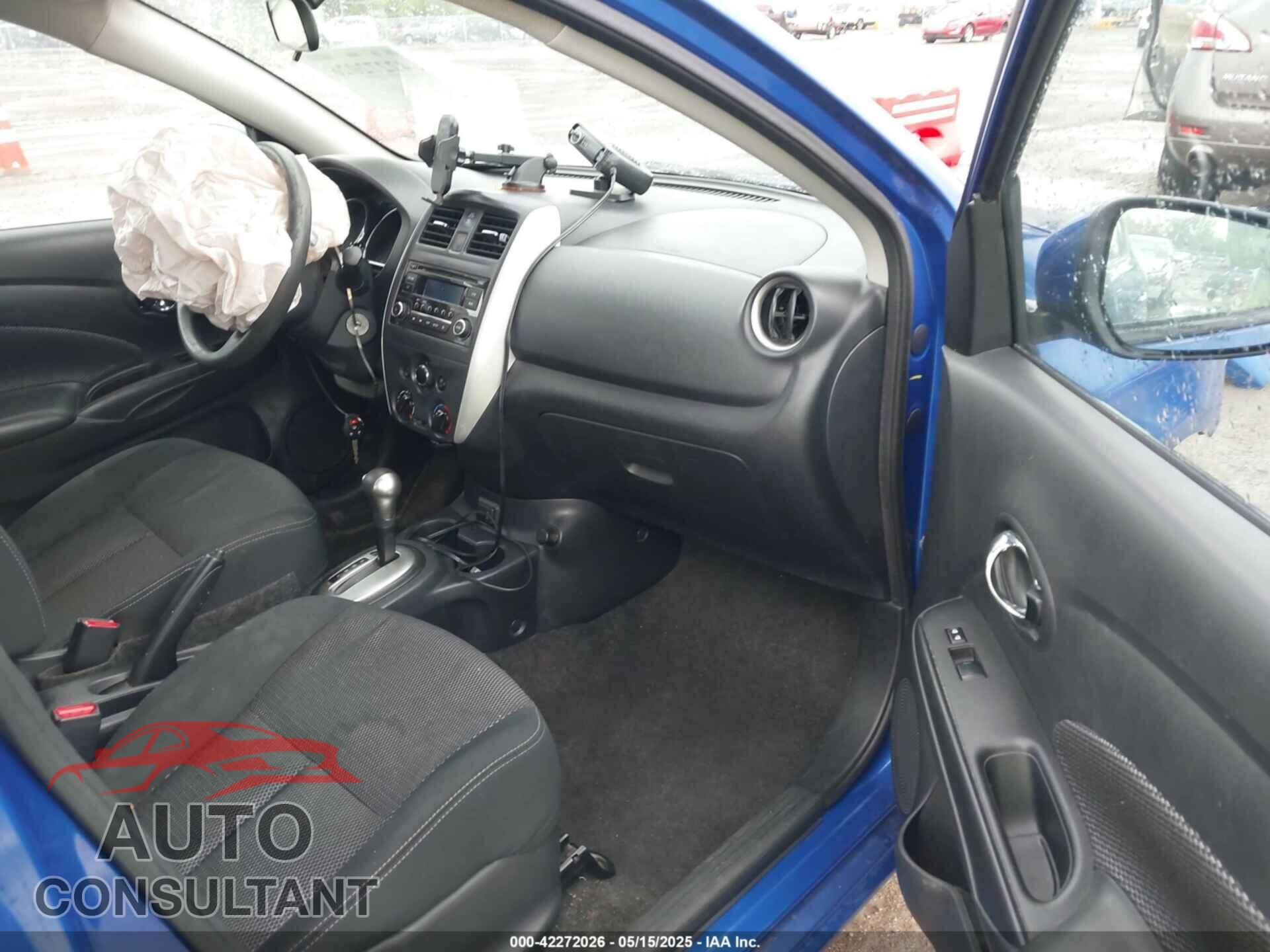 NISSAN VERSA 2017 - 3N1CN7AP3HL857224