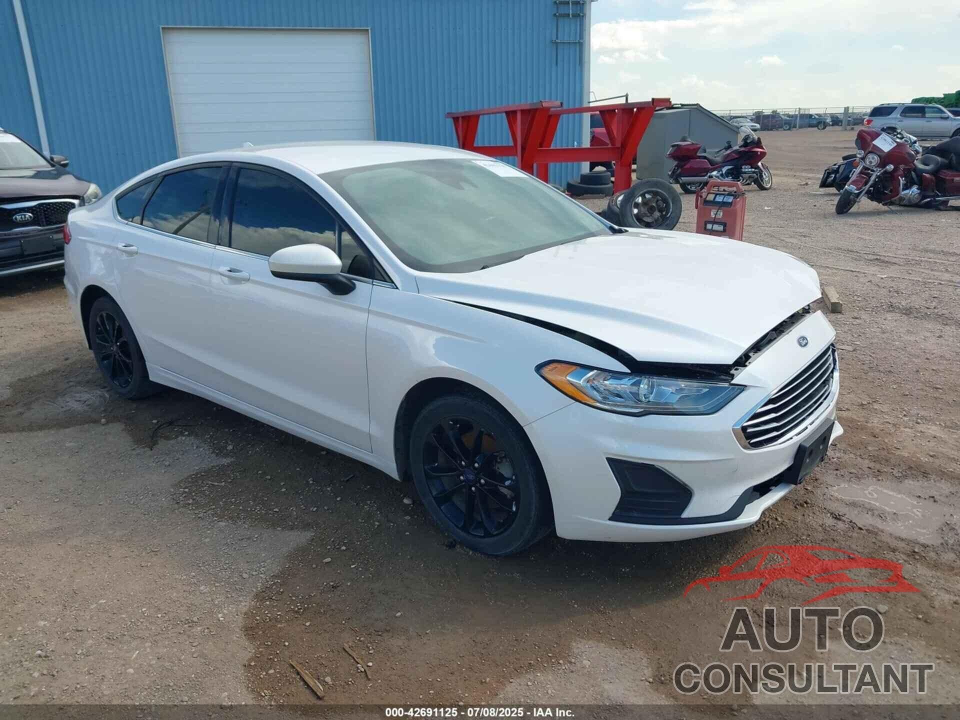 FORD FUSION HYBRID 2019 - 3FA6P0LU1KR242986