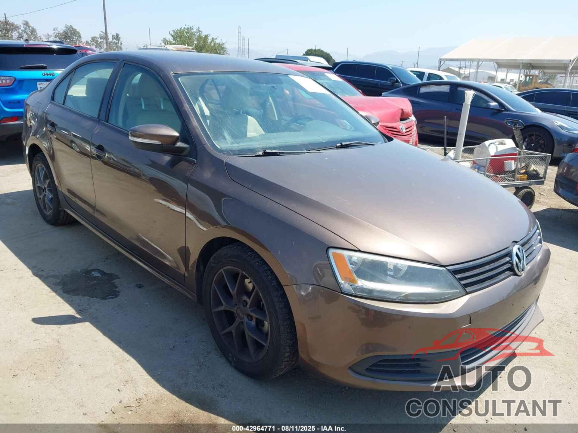 VOLKSWAGEN JETTA 2011 - 3VWDZ7AJ6BM021259
