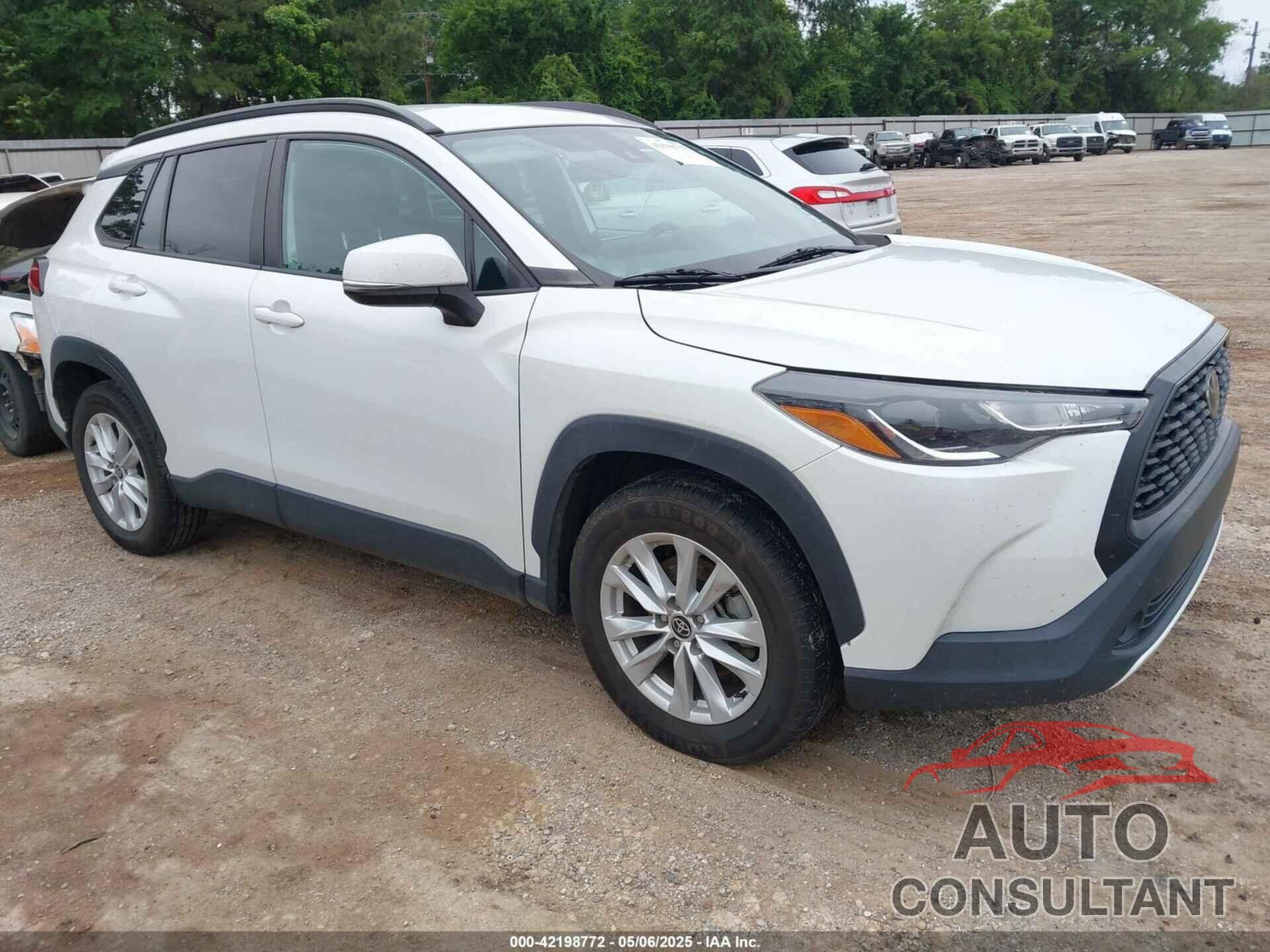 TOYOTA COROLLA CROSS 2022 - 7MUCAAAG8NV013343
