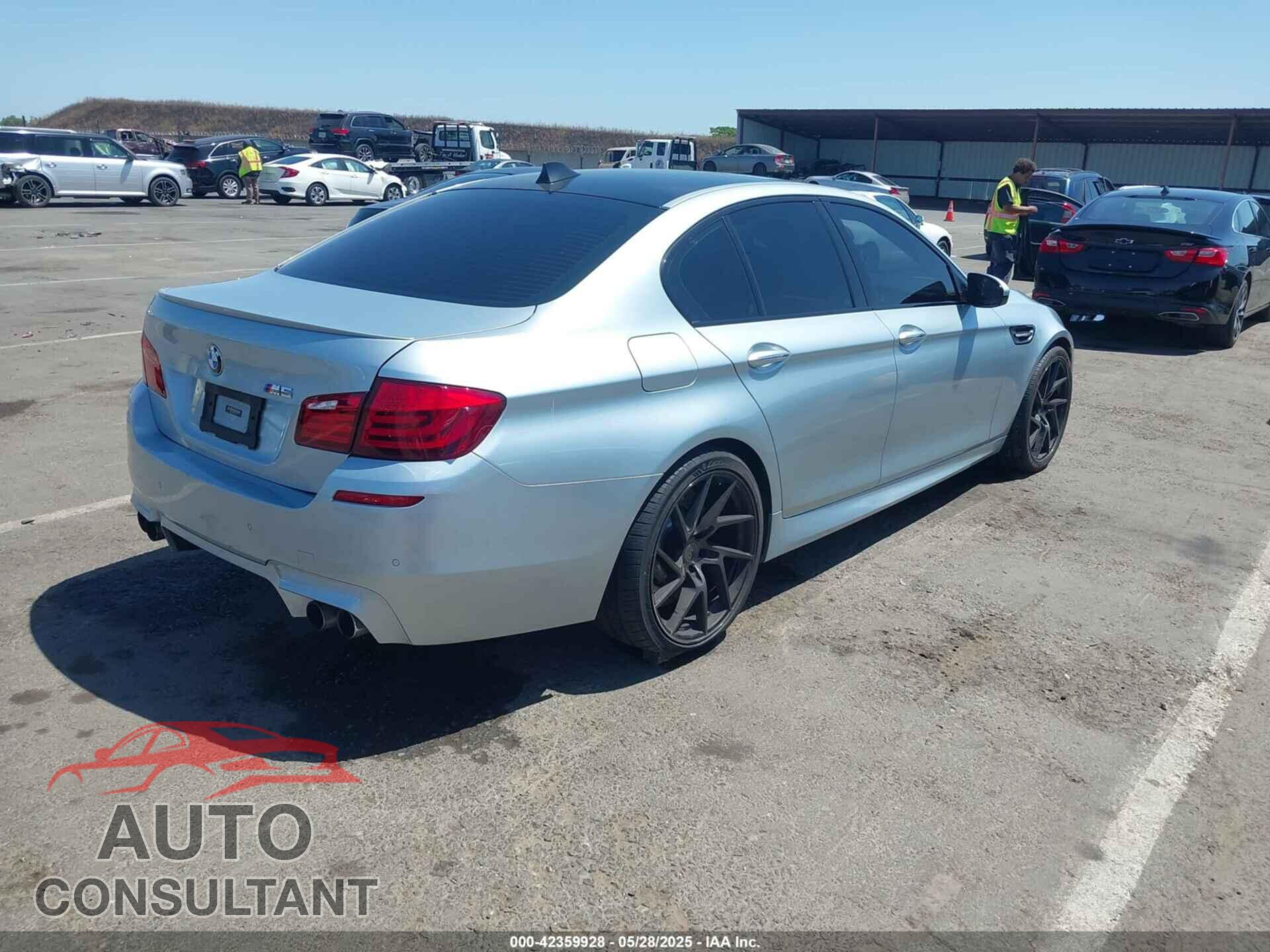 BMW M5 2013 - WBSFV9C57DD096076