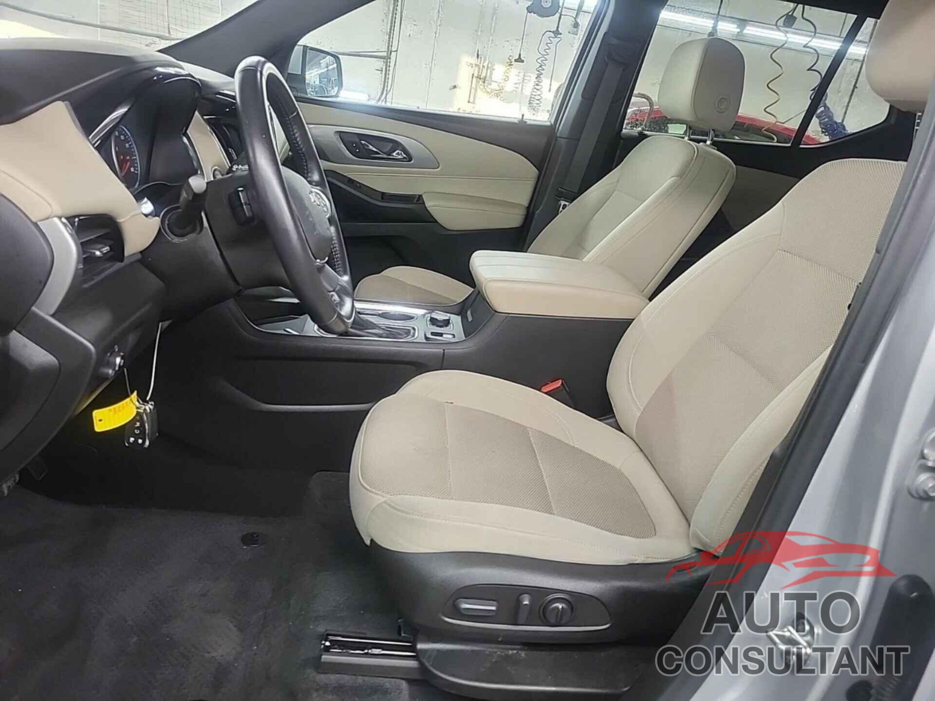 CHEVROLET TRAVERSE 2022 - 1GNEVGKW8NJ139593