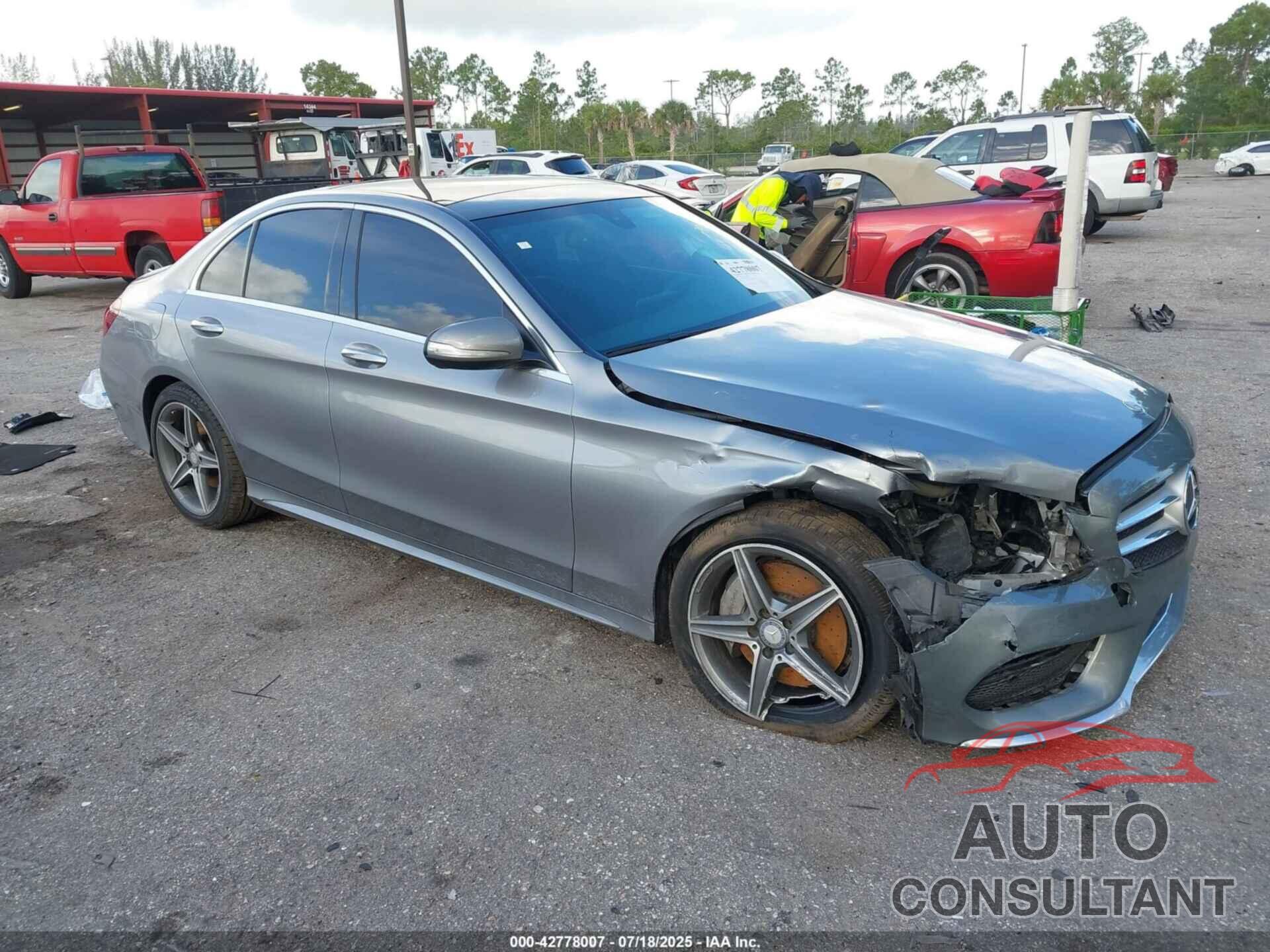 MERCEDES-BENZ C 2015 - 55SWF6GB2FU011349