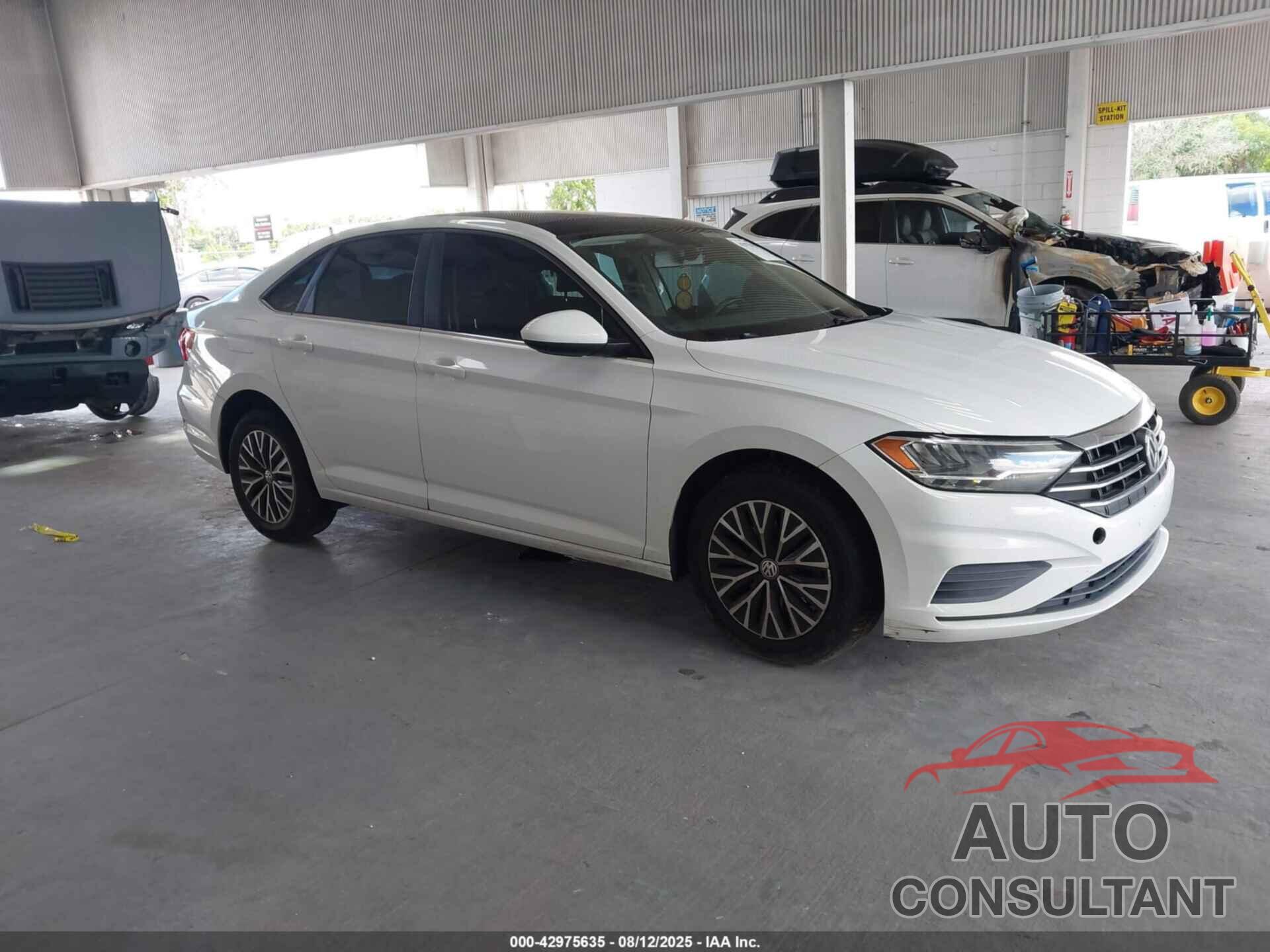 VOLKSWAGEN JETTA 2019 - 3VWC57BU0KM056895