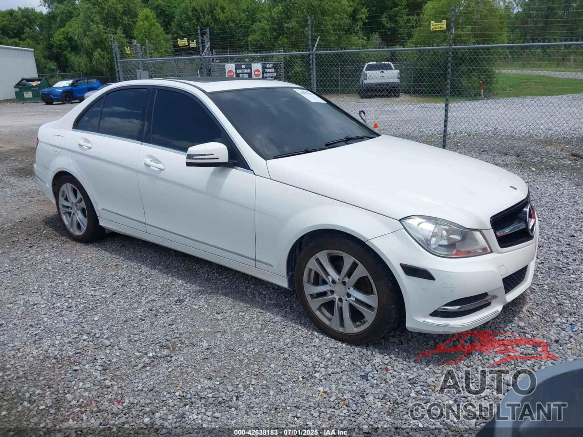 MERCEDES-BENZ C 250 2013 - WDDGF4HB6DA808563