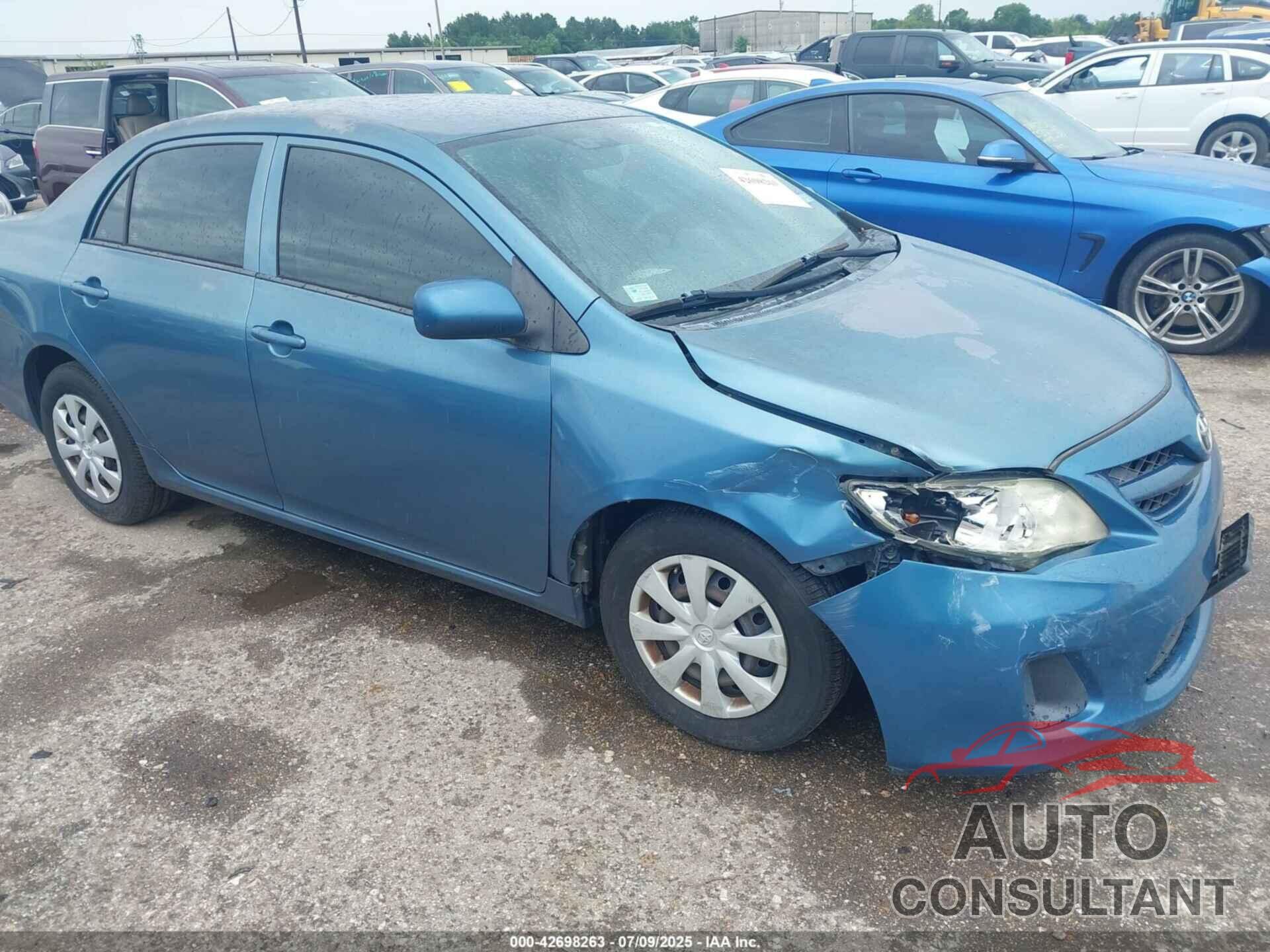 TOYOTA COROLLA 2013 - 5YFBU4EE9DP137300