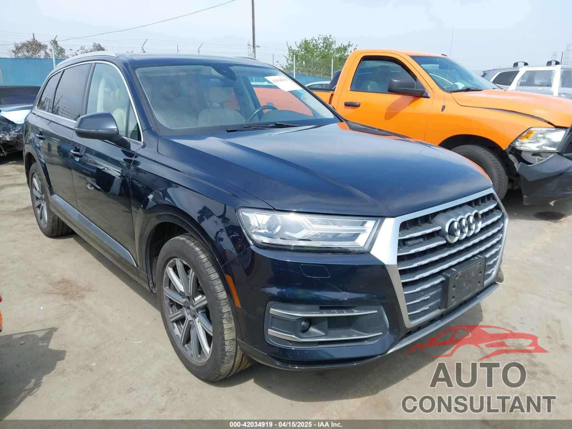 AUDI Q7 2018 - WA1LHAF71JD015269