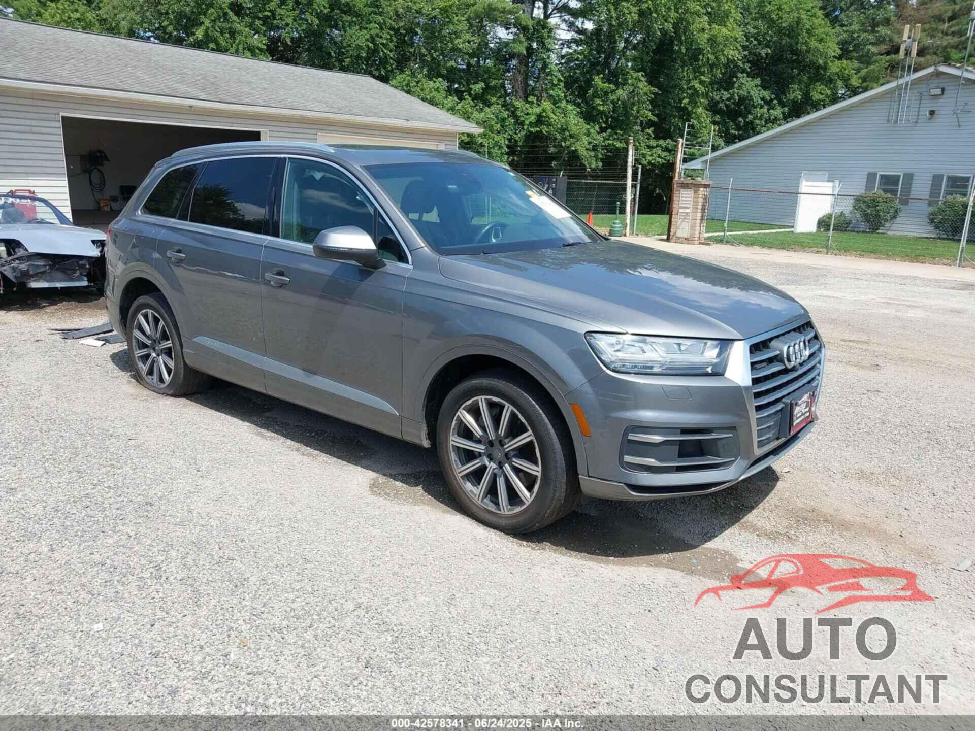 AUDI Q7 2017 - WA1VAAF70HD009518