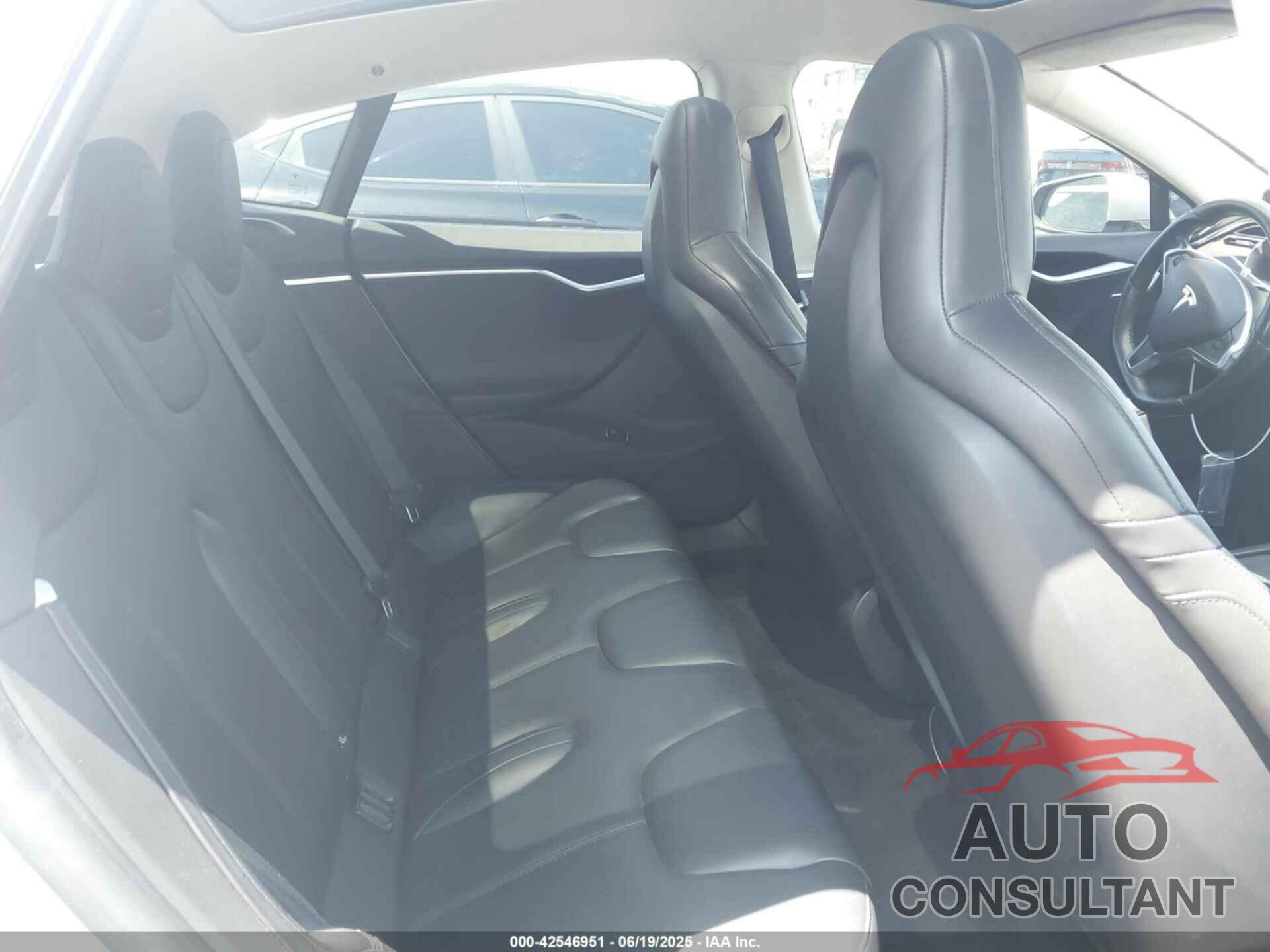 TESLA MODEL S 2016 - 5YJSA1E18GF175976
