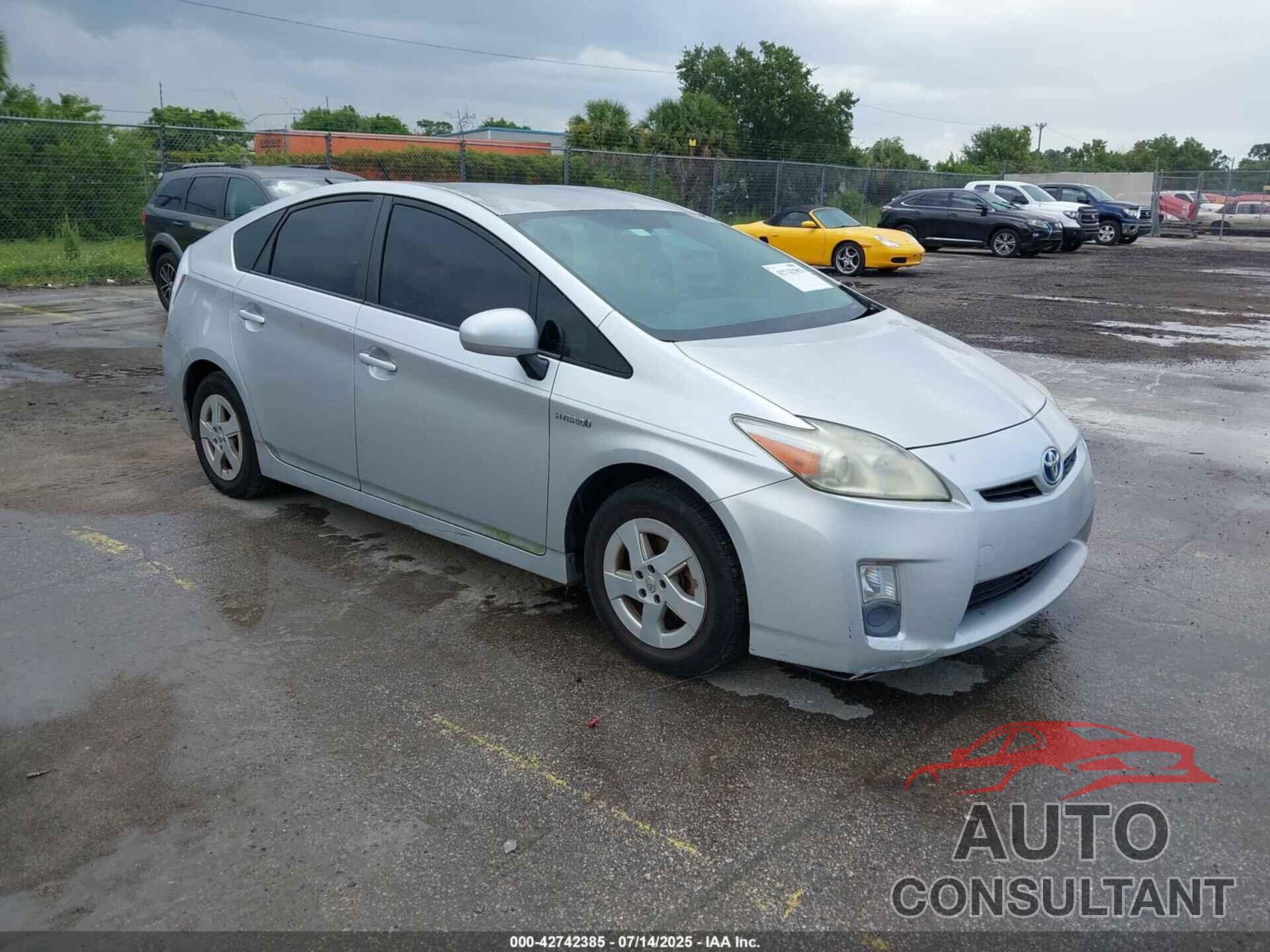 TOYOTA PRIUS 2011 - JTDKN3DU2B0273551