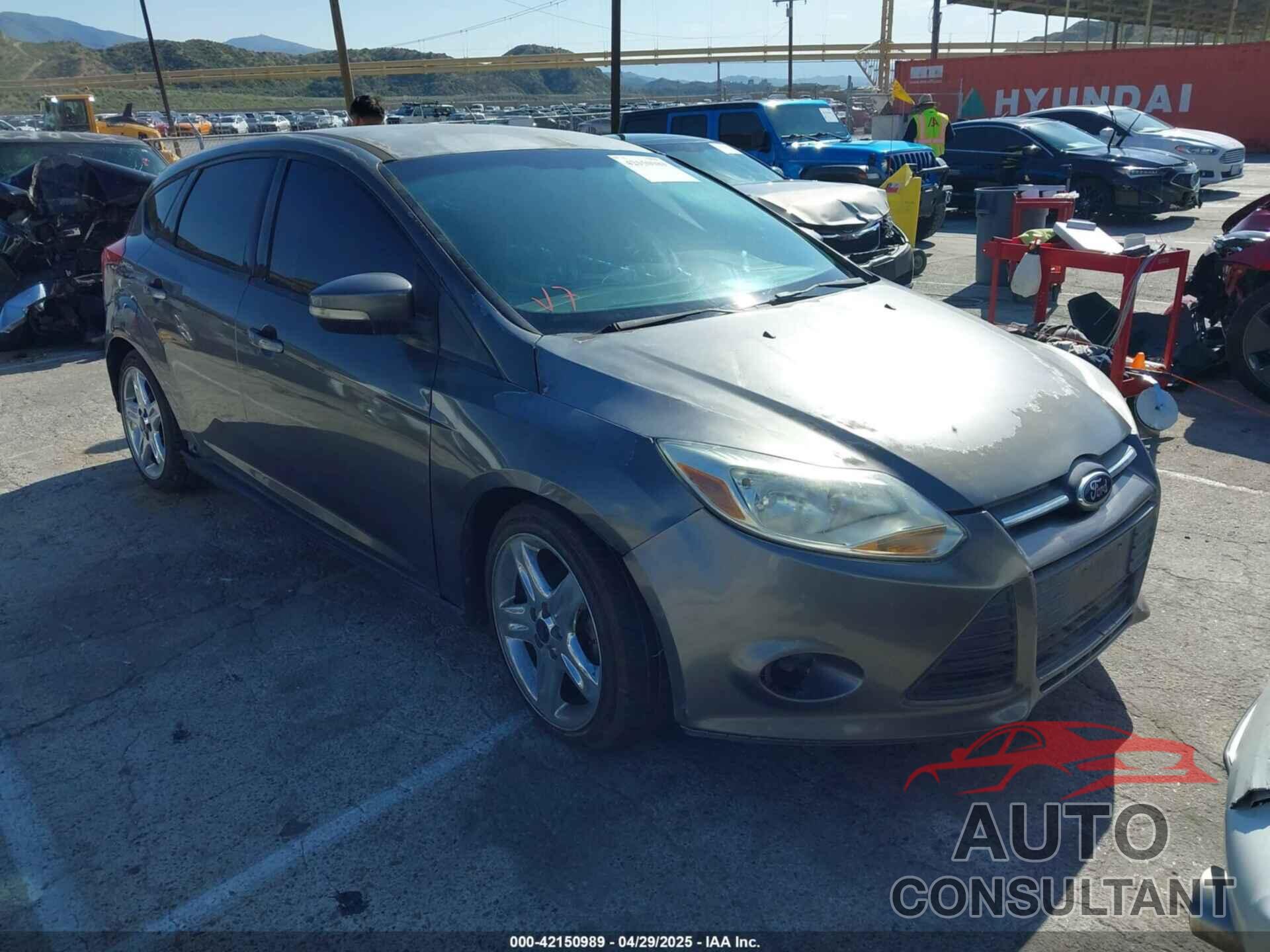 FORD FOCUS 2014 - 1FADP3K21EL200233