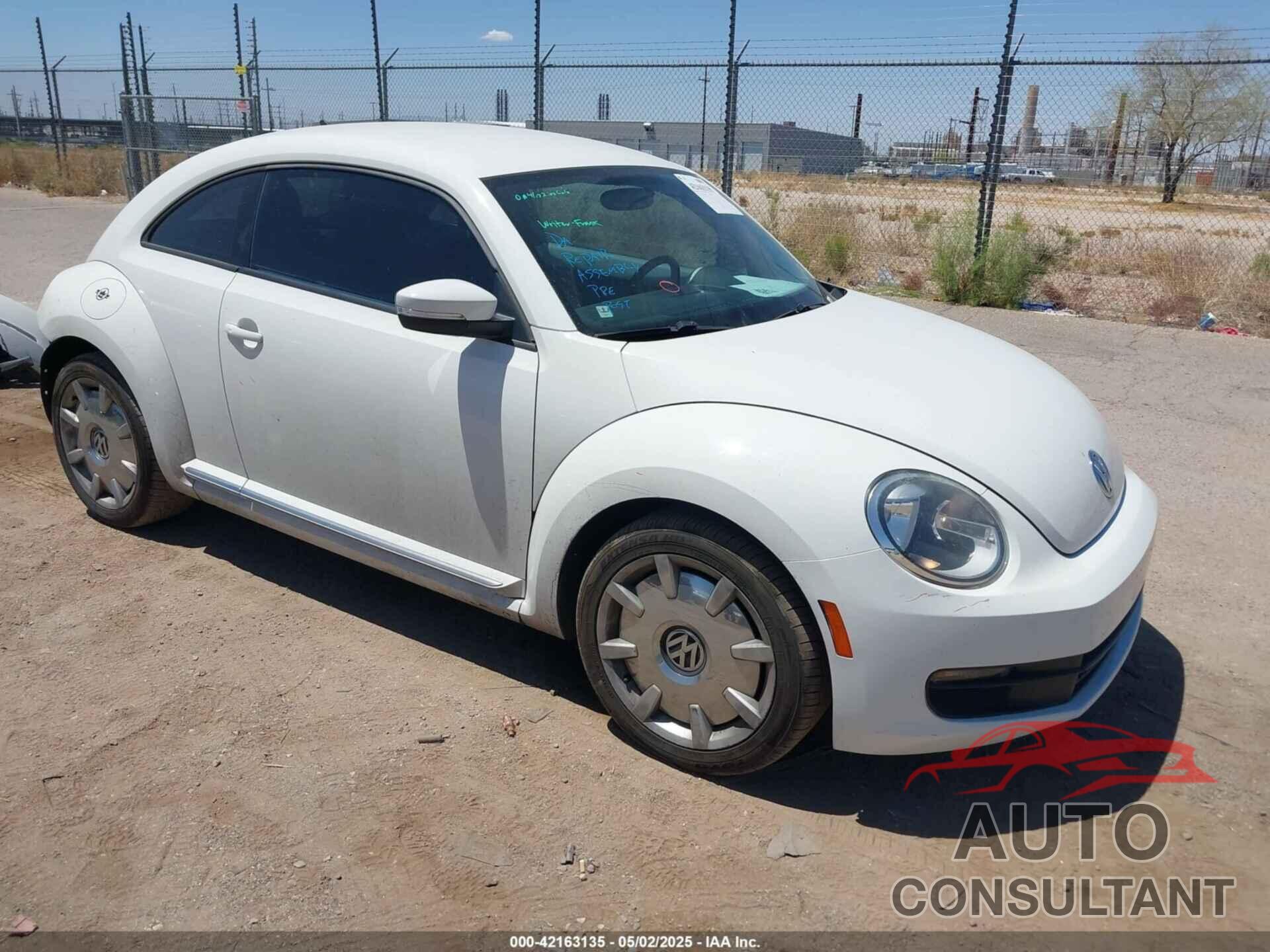 VOLKSWAGEN BEETLE 2012 - 3VWJP7AT5CM661202