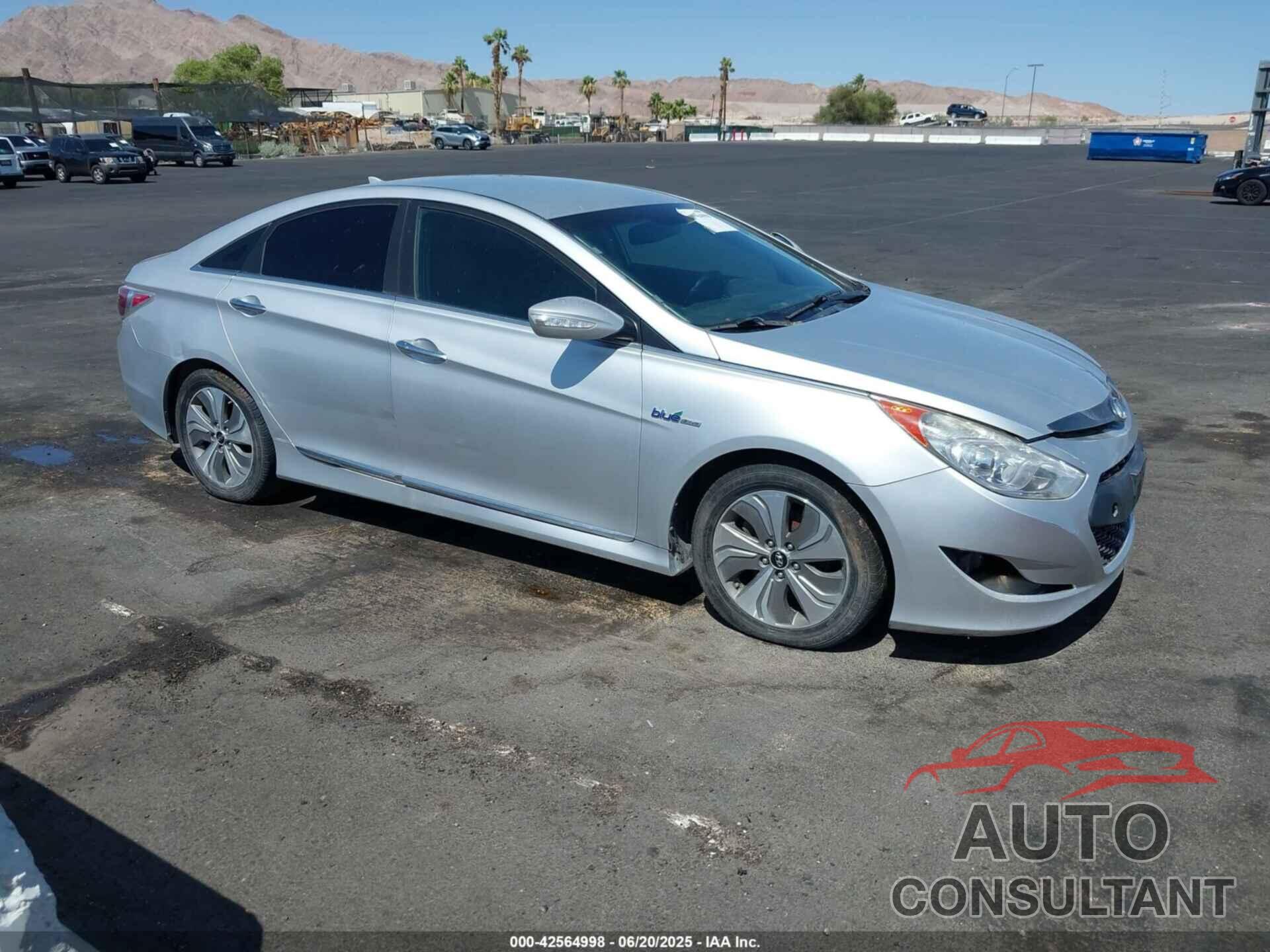 HYUNDAI SONATA HYBRID 2013 - KMHEC4A47DA094069