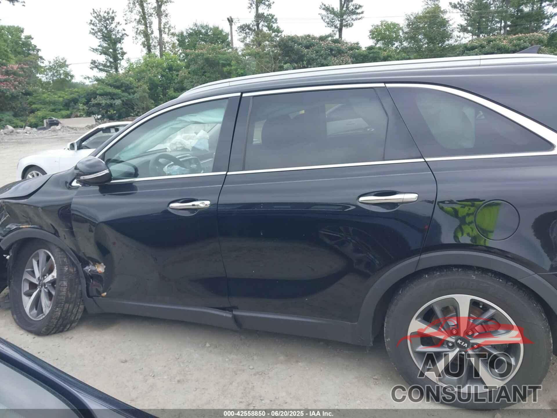 KIA SORENTO 2019 - 5XYPH4A57KG454025