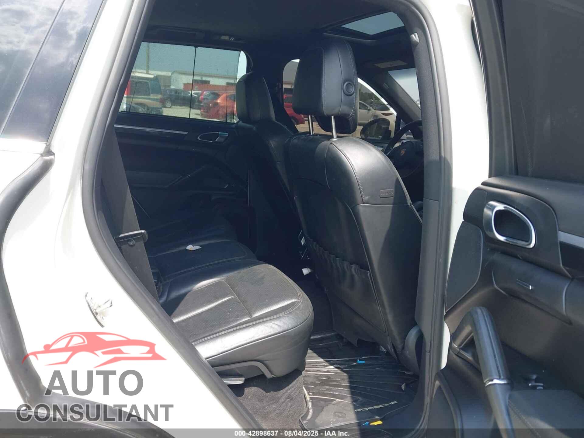 PORSCHE CAYENNE 2011 - WP1AA2A26BLA04261