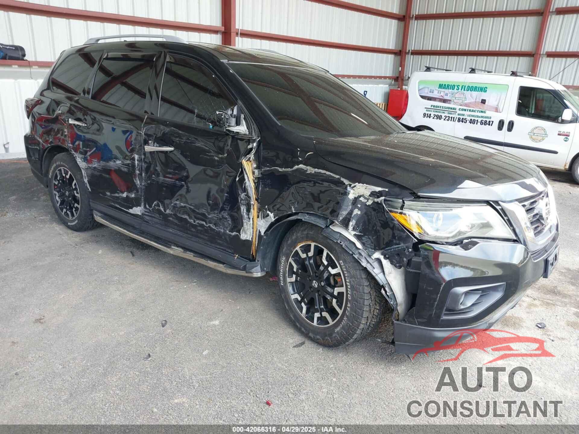 NISSAN PATHFINDER 2018 - 5N1DR2MM8JC618162