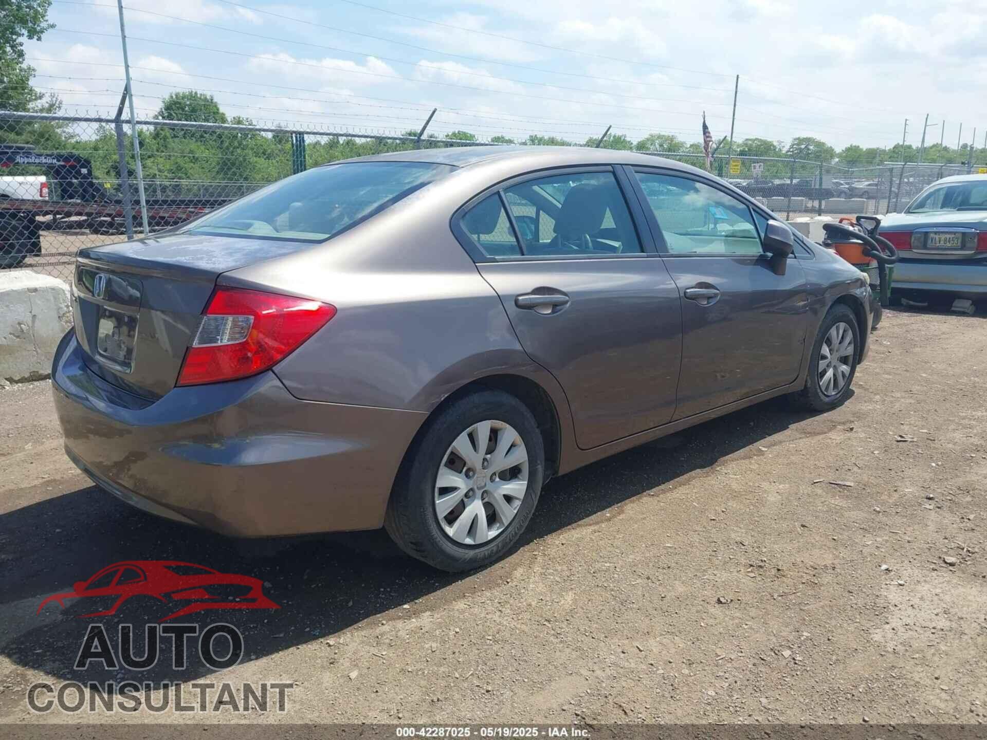 HONDA CIVIC 2012 - 2HGFB2F57CH539915