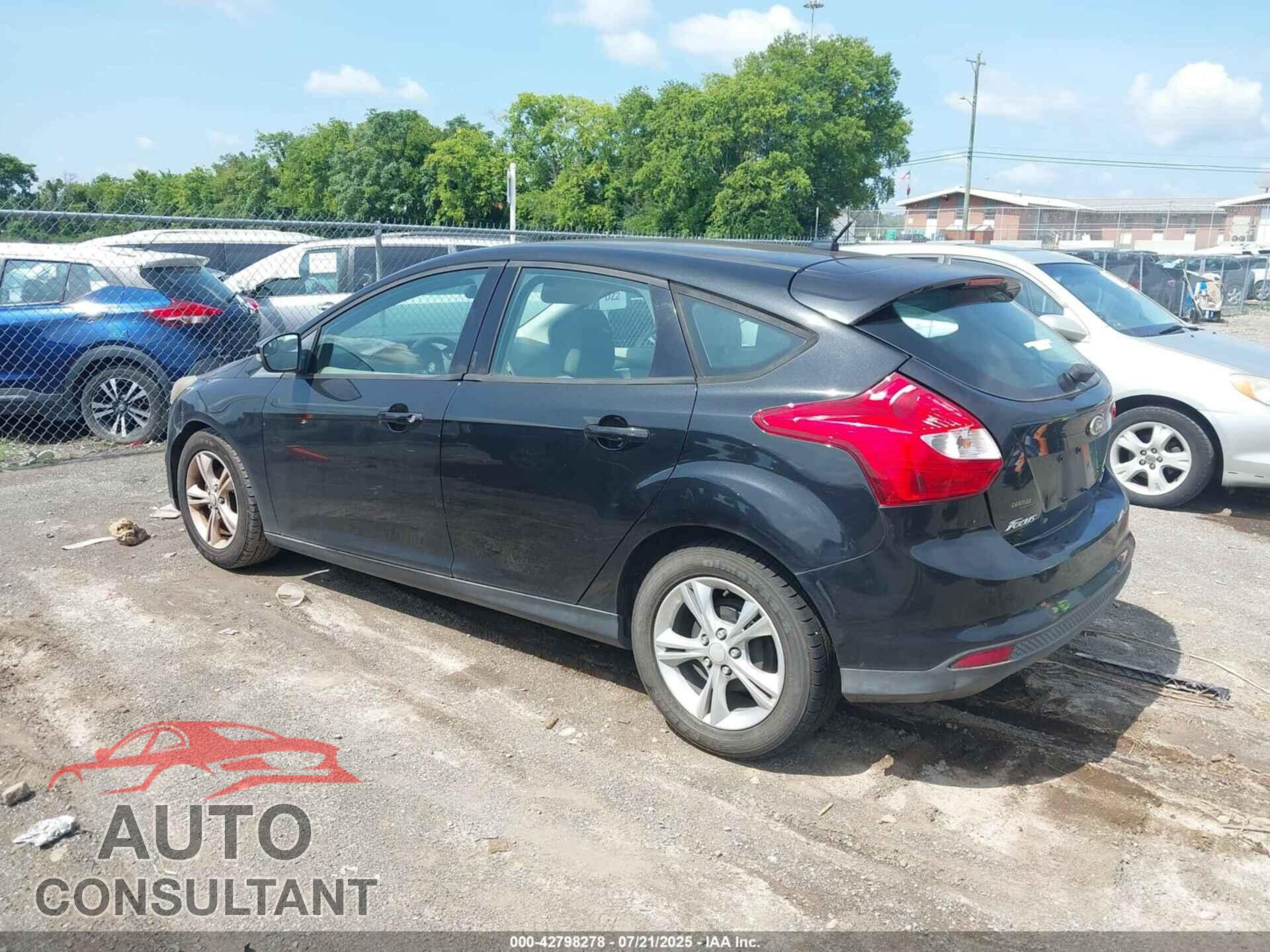 FORD FOCUS 2013 - 1FADP3K27DL130610