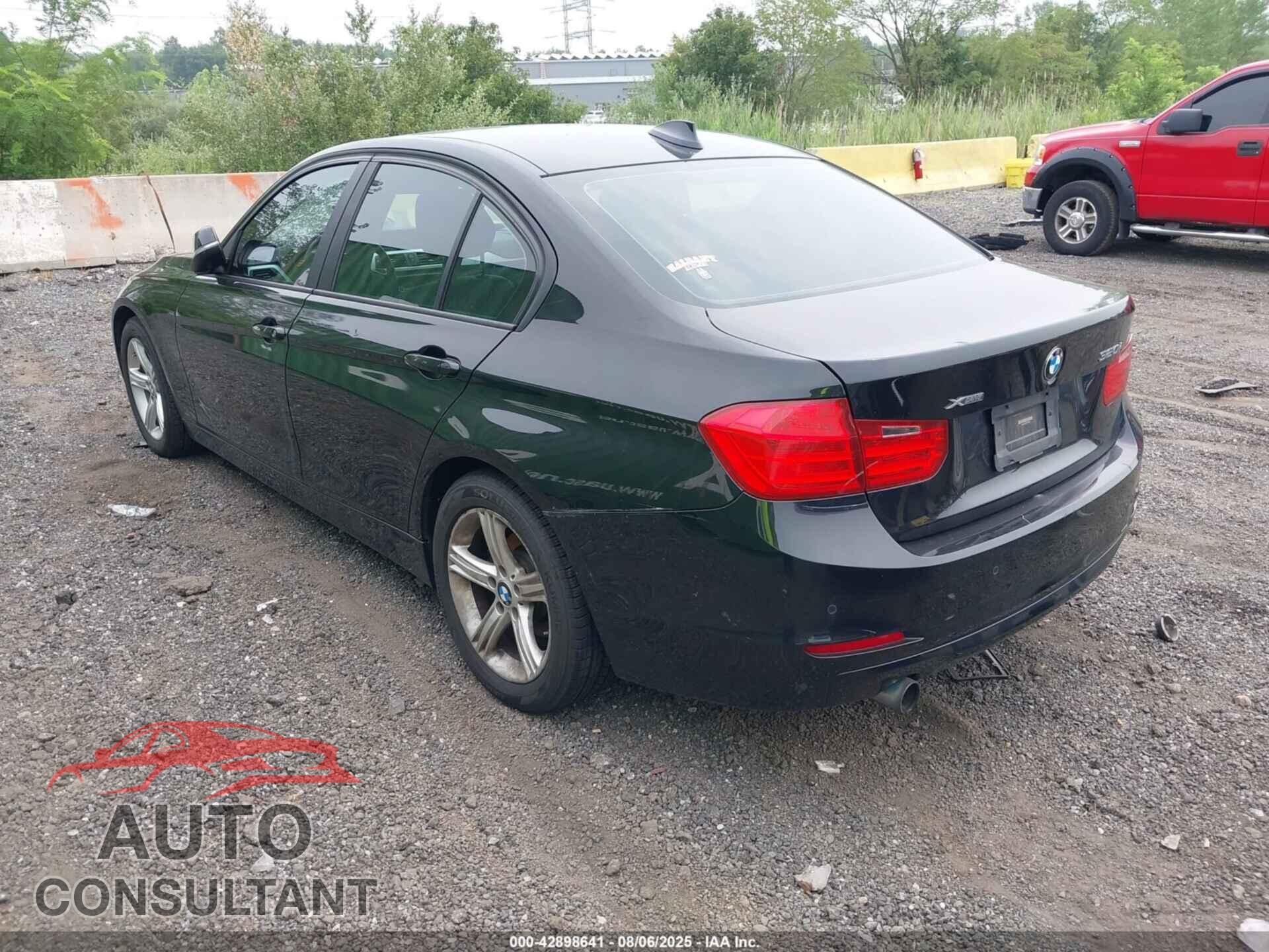 BMW 320I 2013 - WBA3C3C50DF981850
