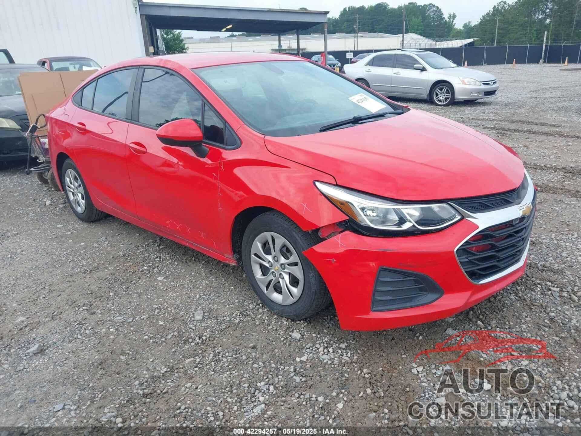 CHEVROLET CRUZE 2019 - 1G1BJ5SM8K7101860