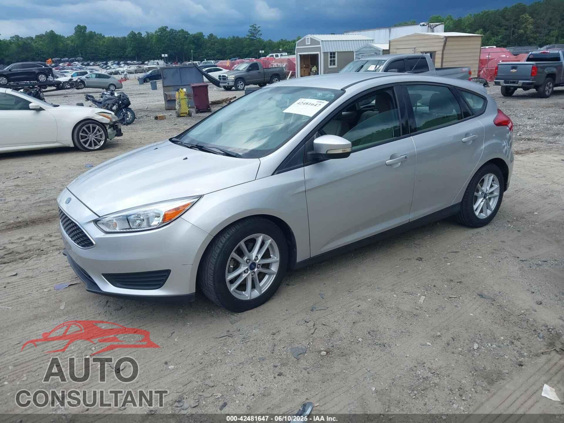 FORD FOCUS 2017 - 1FADP3K2XHL225183