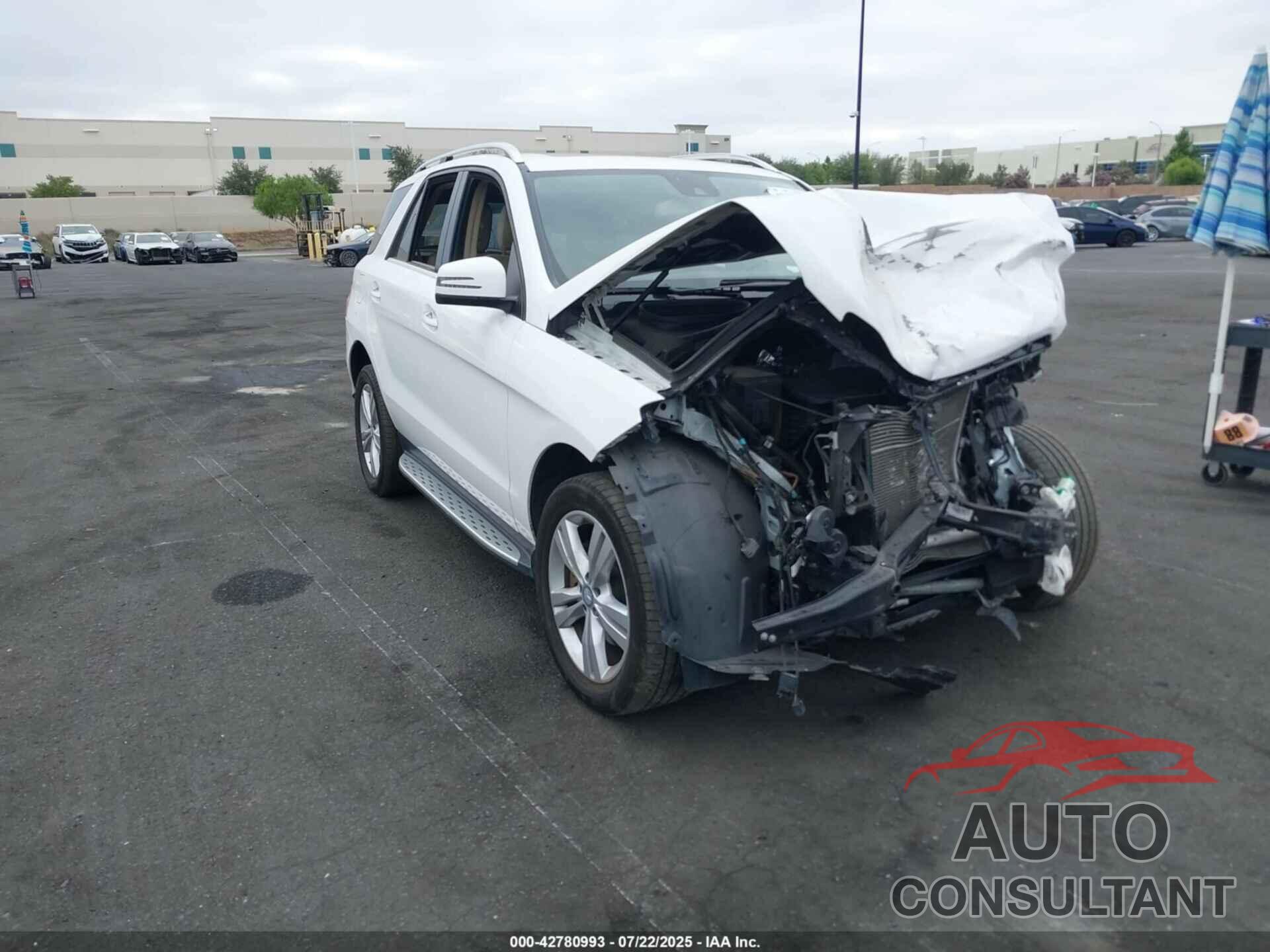 MERCEDES-BENZ ML 350 2015 - 4JGDA5JB8FA618032