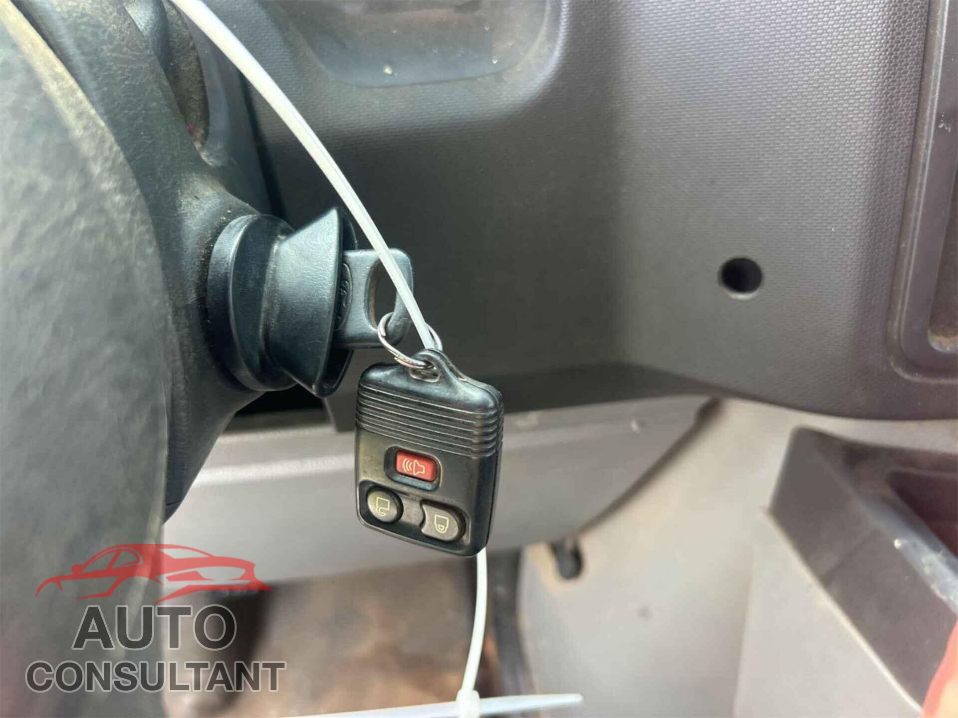 FORD ECONOLINE 2012 - 1FTNE2EW5CDB01838