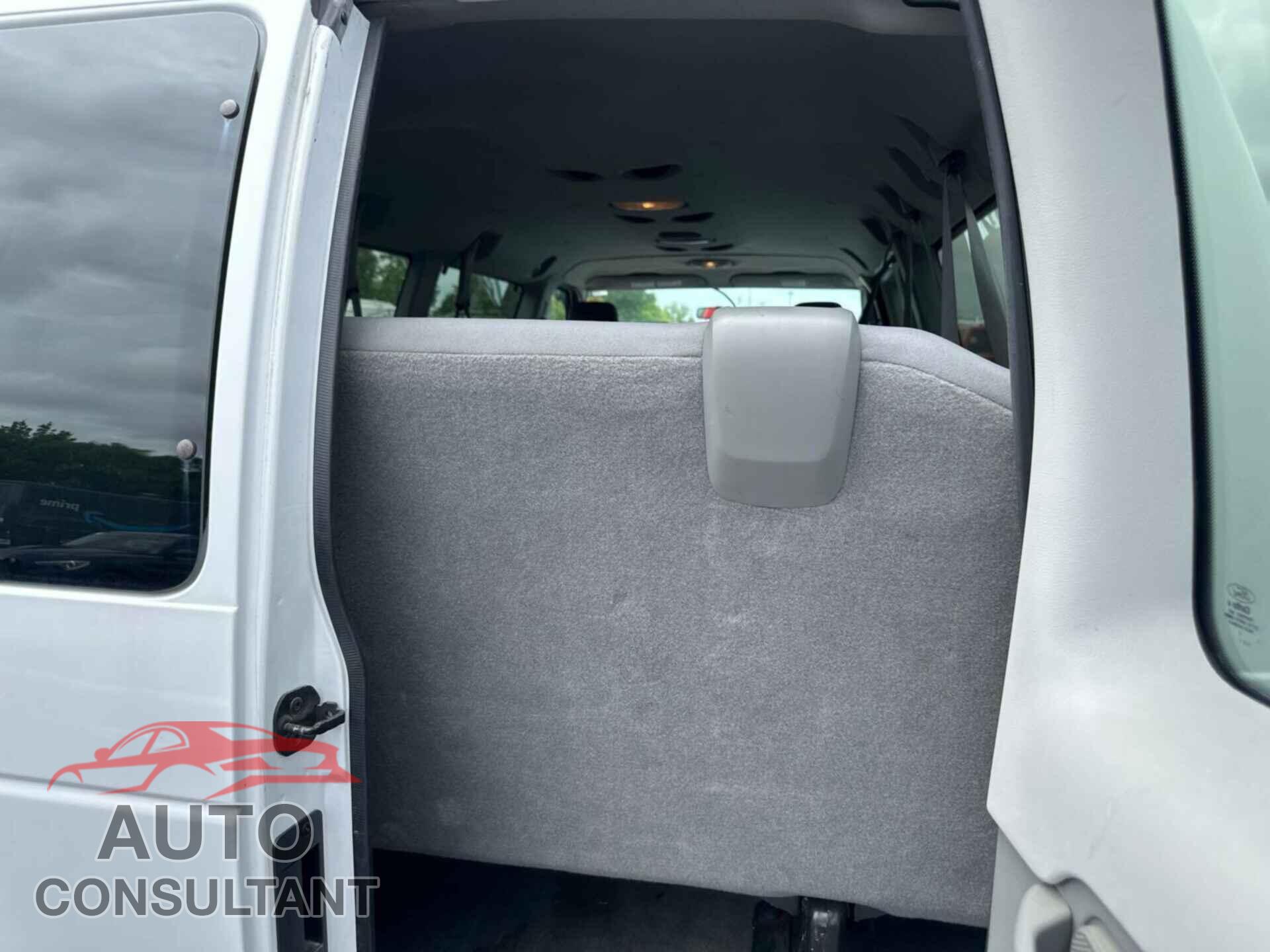 FORD ECONOLINE 2012 - 1FBSS3BL8CDA98515